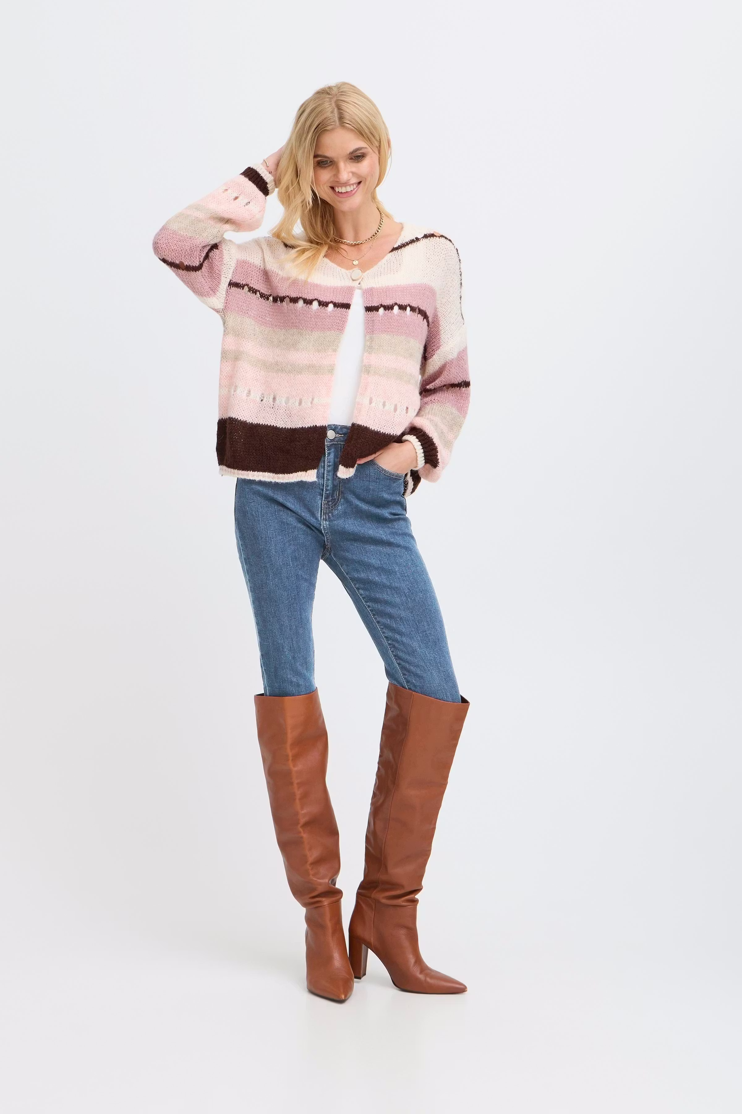 SBPRETTY Jeans LOOKBOOK FRONT 22100944-202820