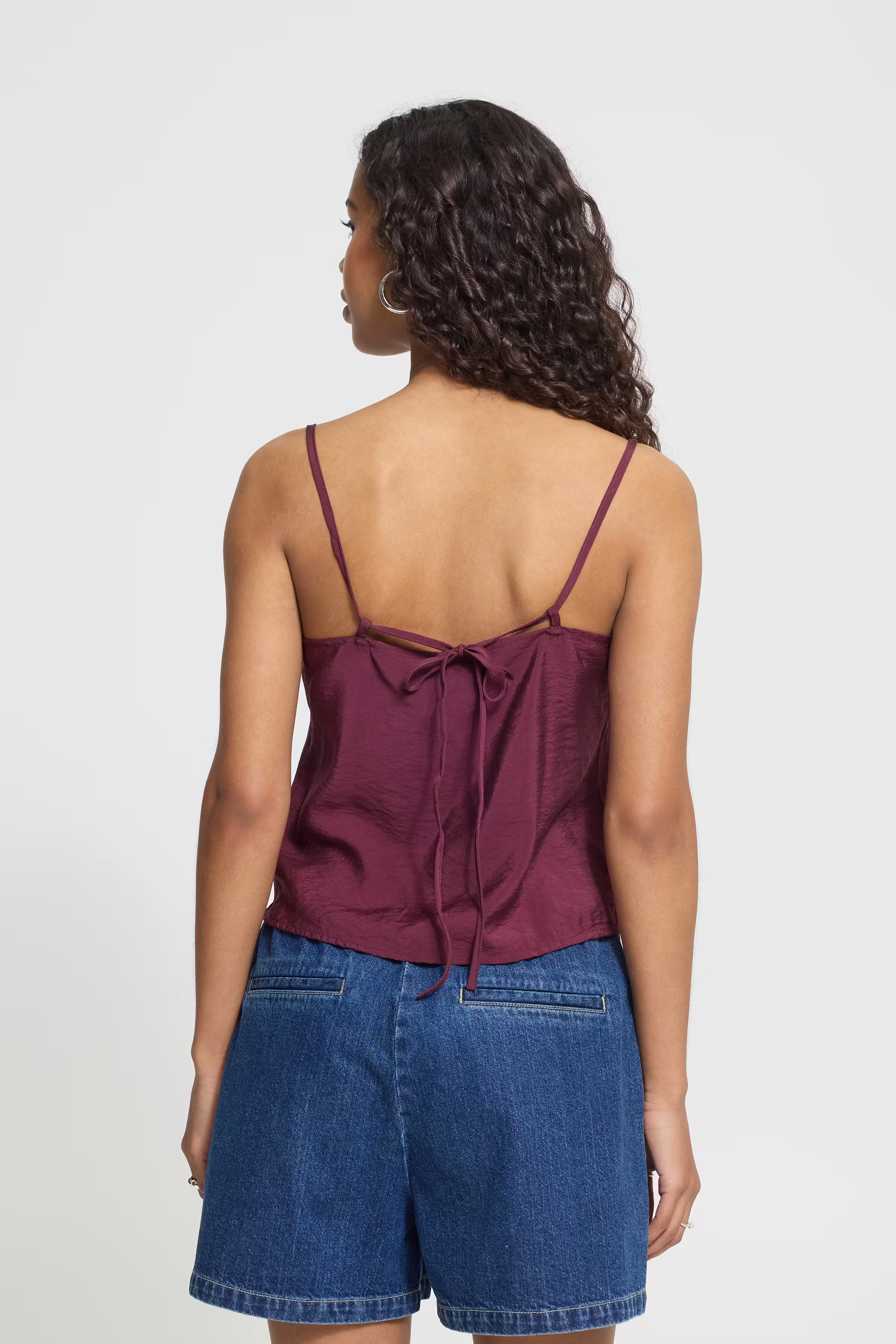 IHANIVA Top LOOKBOOK BACK 20125974-191623