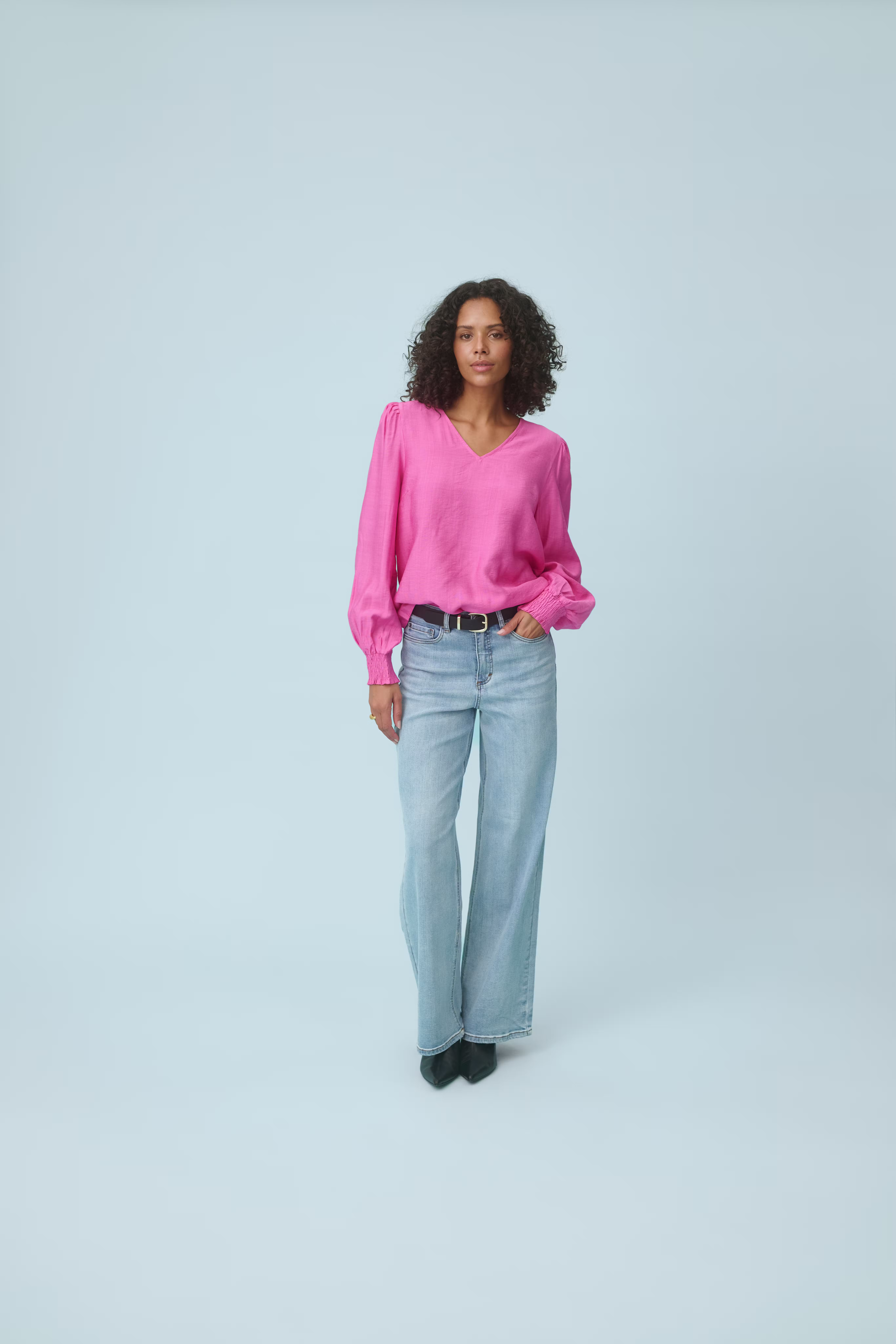 KAmeadow Jeans LOCATION NONE 10510711-101012