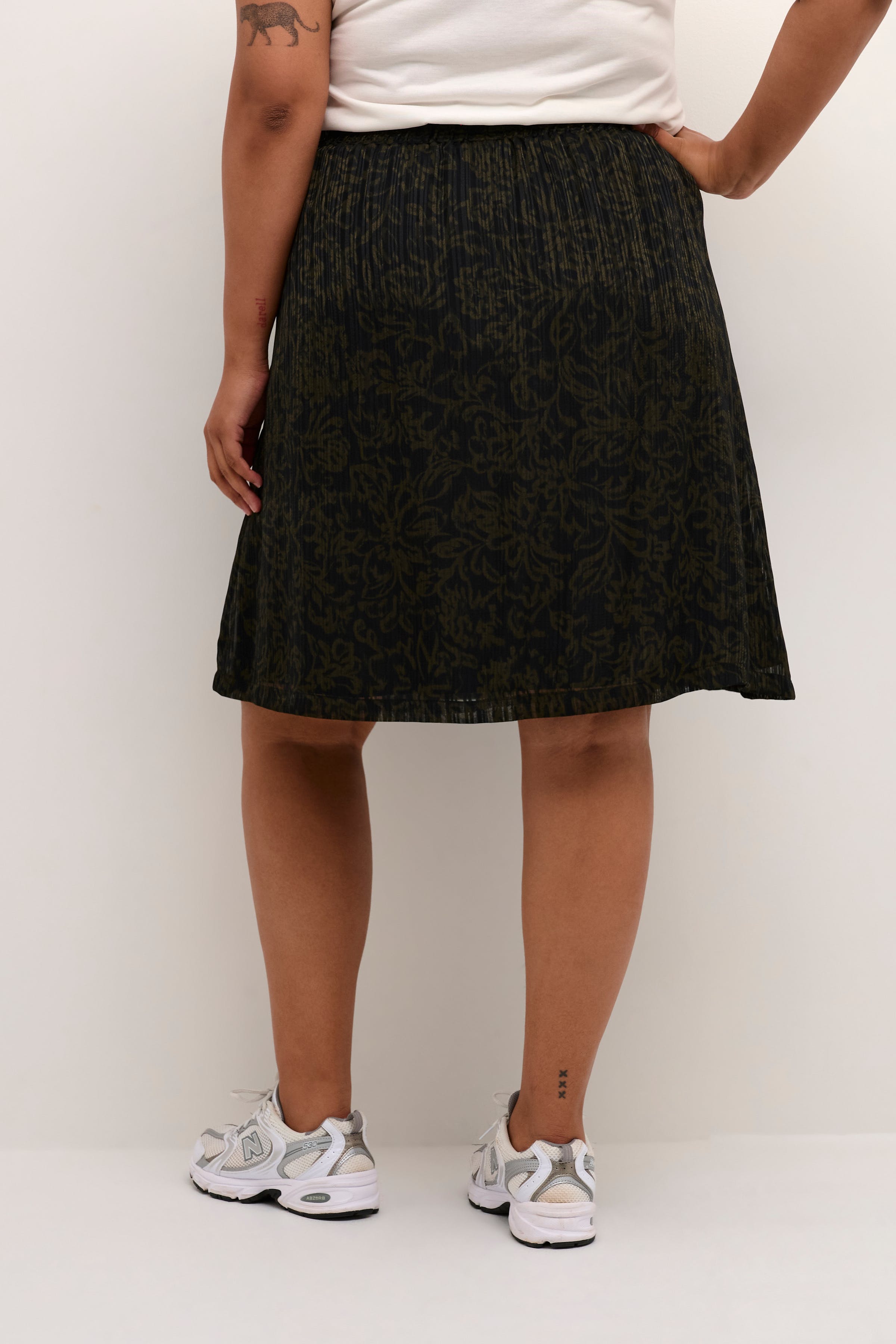KCliva Skirt LOOKBOOK BACK 10581921-104996