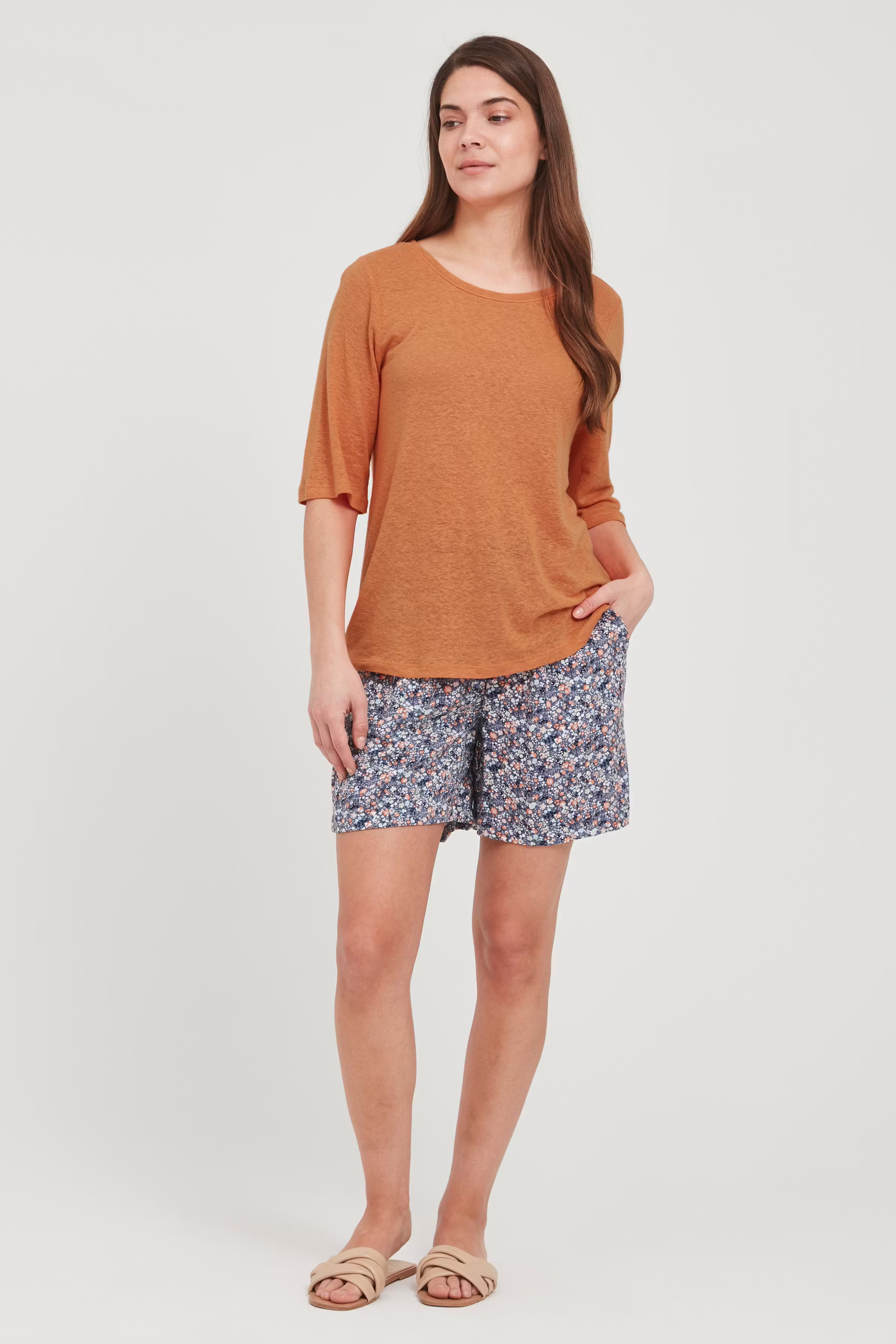 T-shirt LOOKBOOK FRONT 20609892-161344