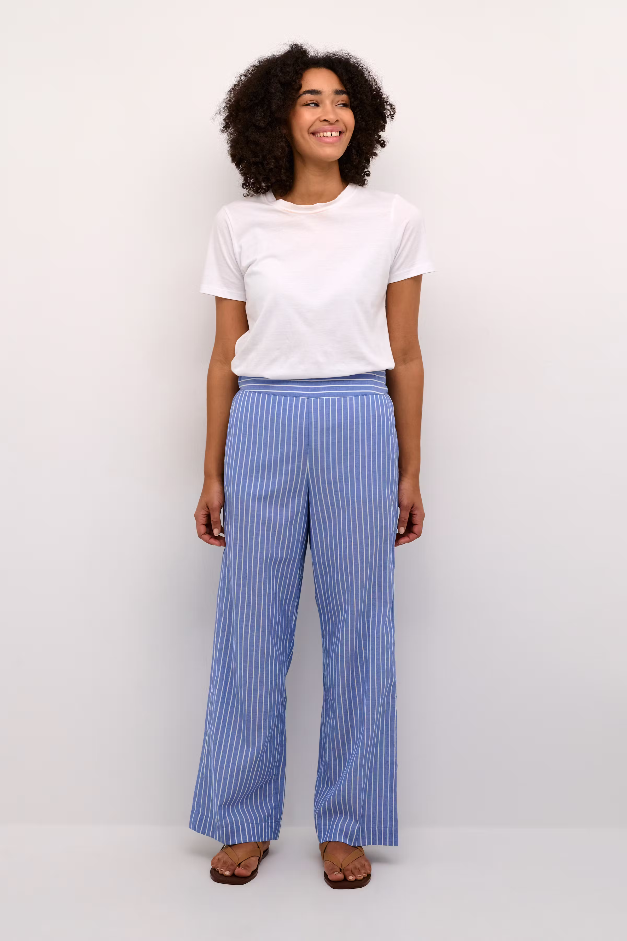 BPamy Hose LOOKBOOK FRONT 10590694-104499B