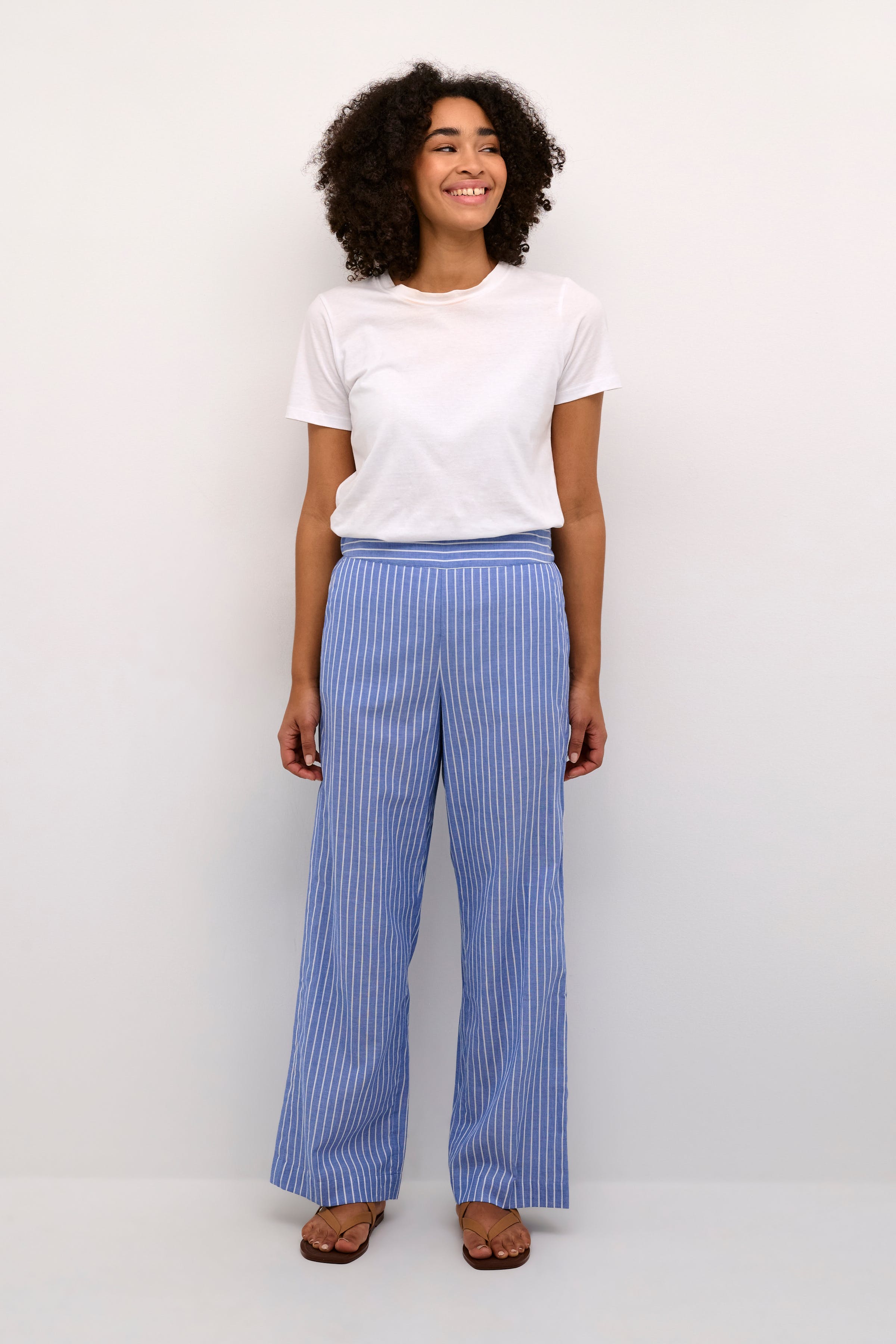 BPamy Trousers LOOKBOOK FRONT 10590694-104499B