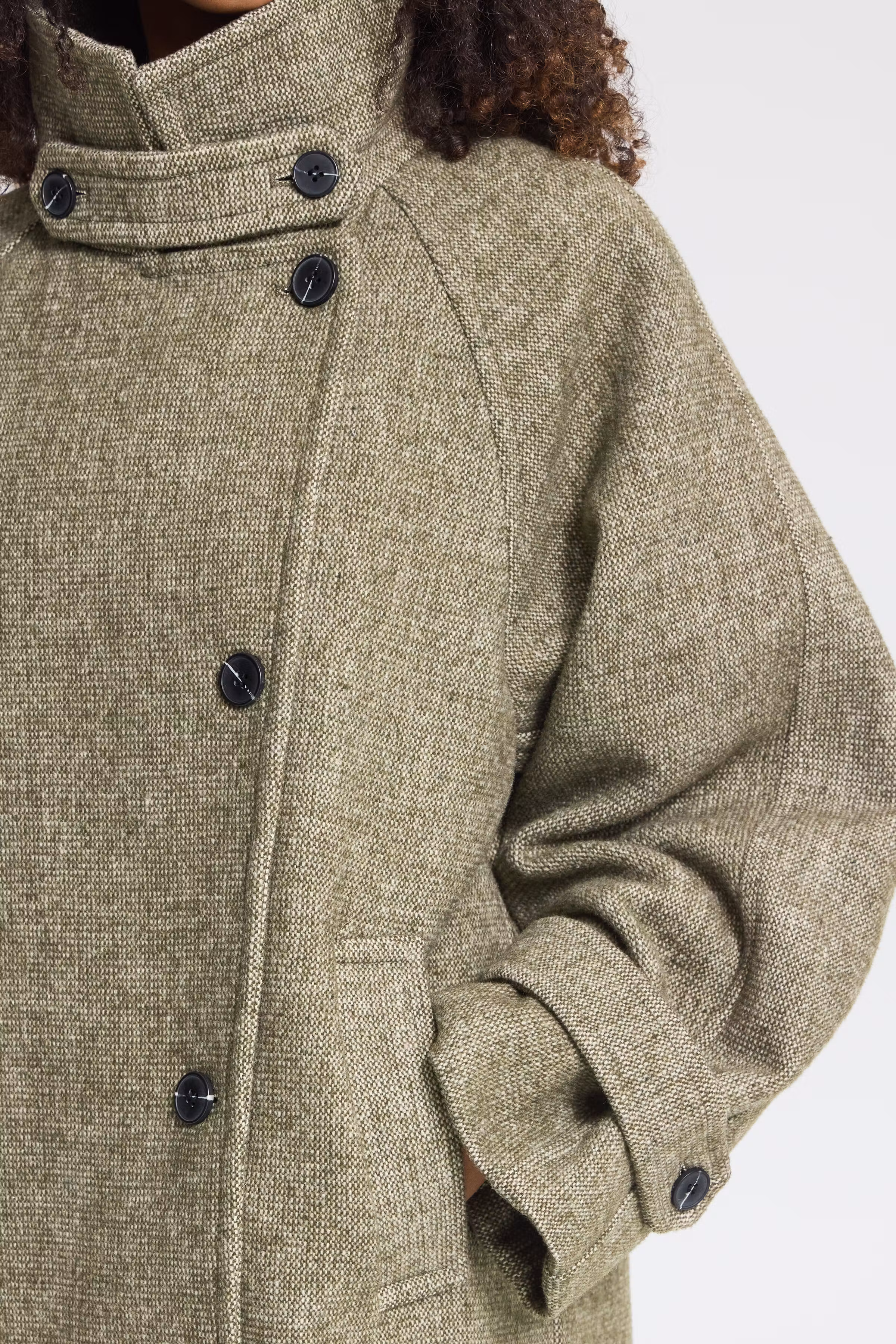 IHGAZIVA Outerwear LOOKBOOK DETAIL 20121199-1705171