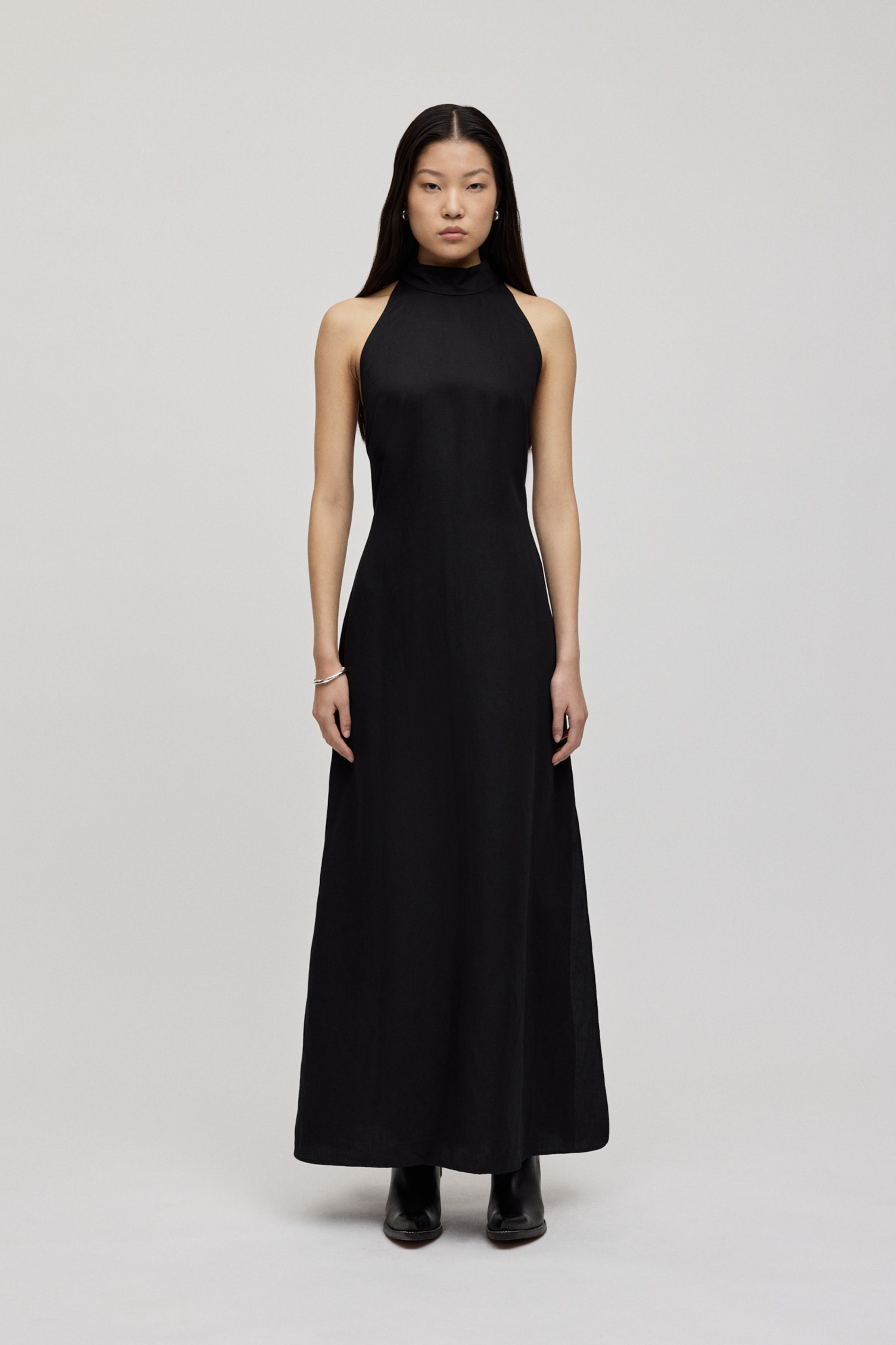 NELA Kleid LOOKBOOK FRONT 30600538-BK999