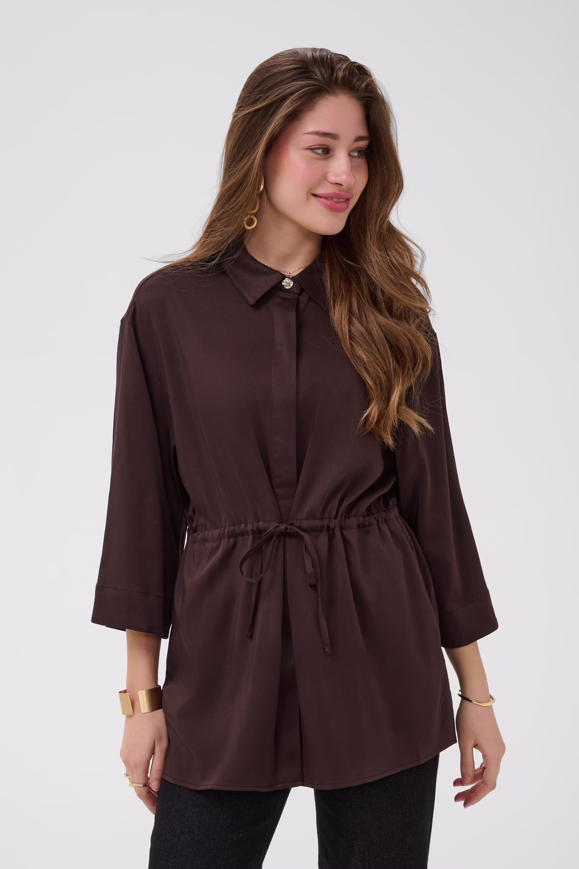 CRThelma Shirt LOOKBOOK FRONT 10615175-191016