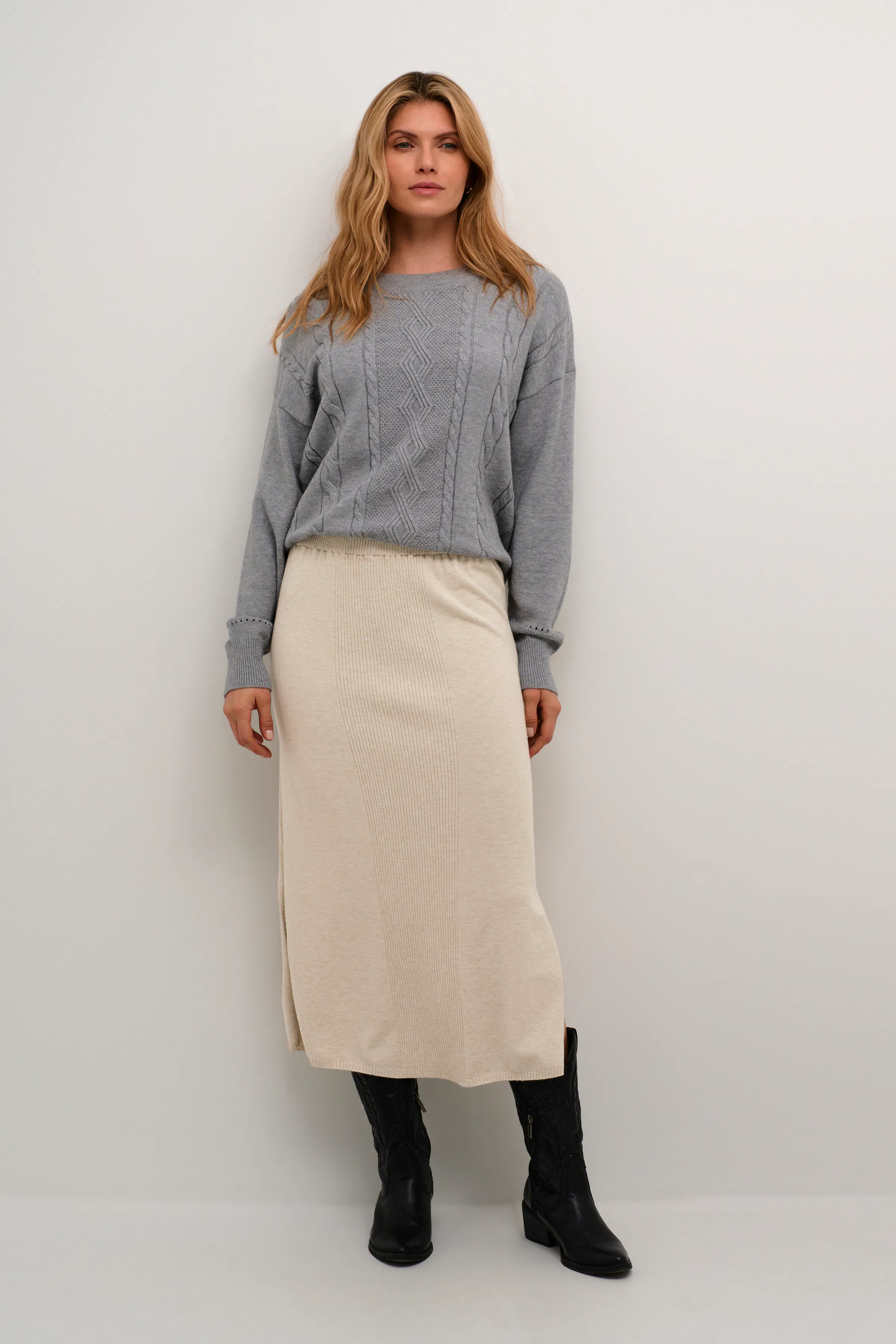 CRDela Kjol LOOKBOOK FRONT 10612835-100232