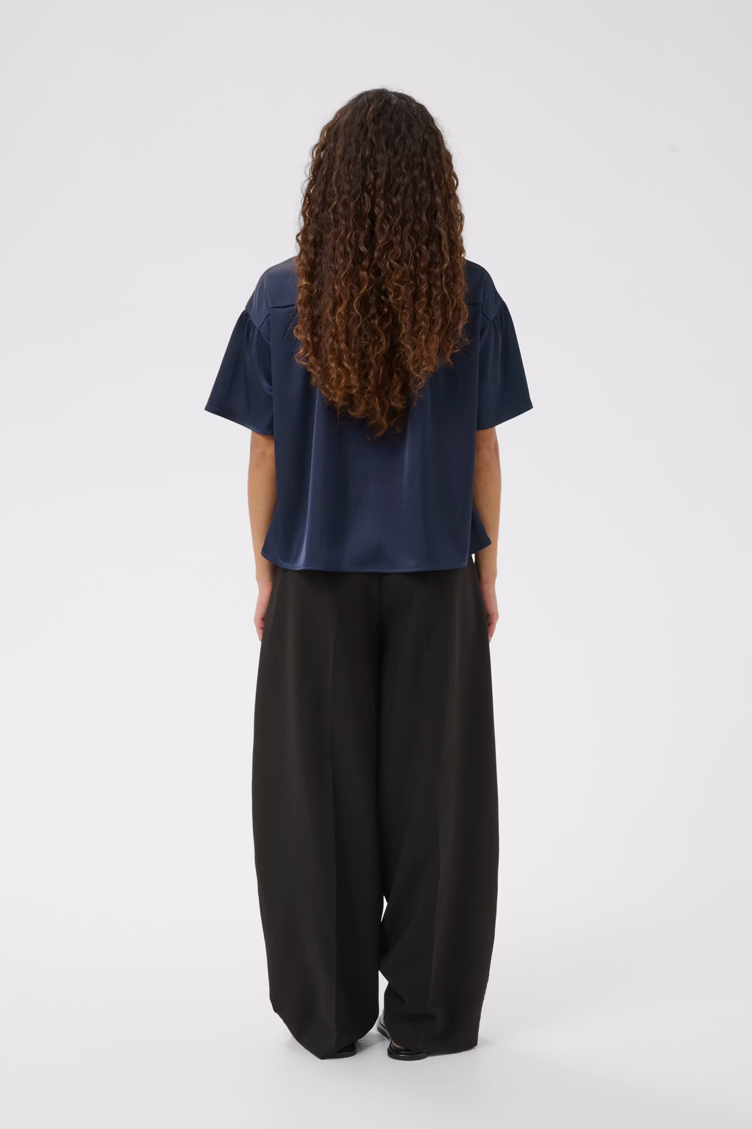 LAKEIW Top LOOKBOOK BACK 30112366-193831