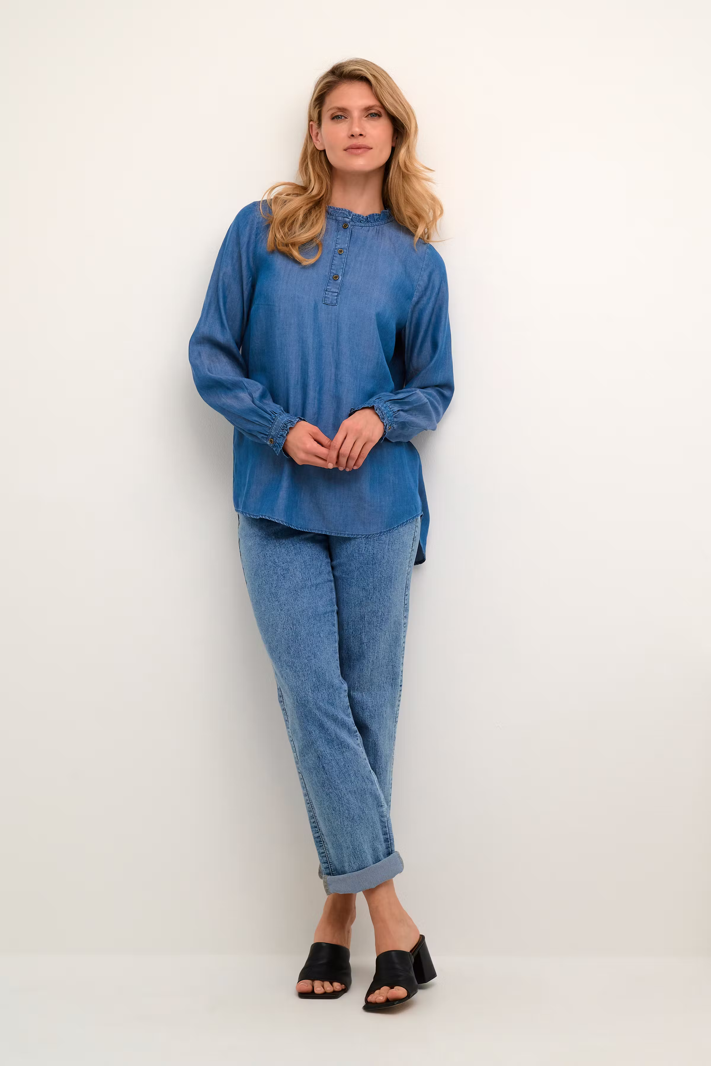 BPeva Bluse LOOKBOOK FRONT 10590520-100166B