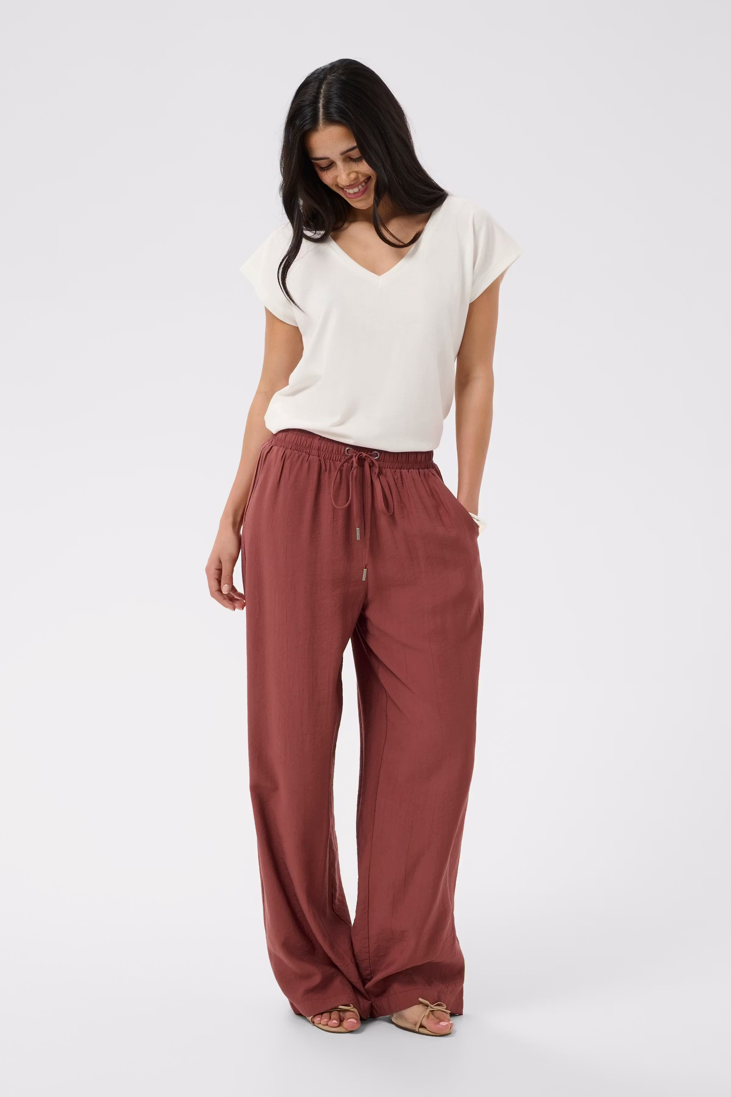 KAemily Bukser LOOKBOOK FRONT 10511609-191334