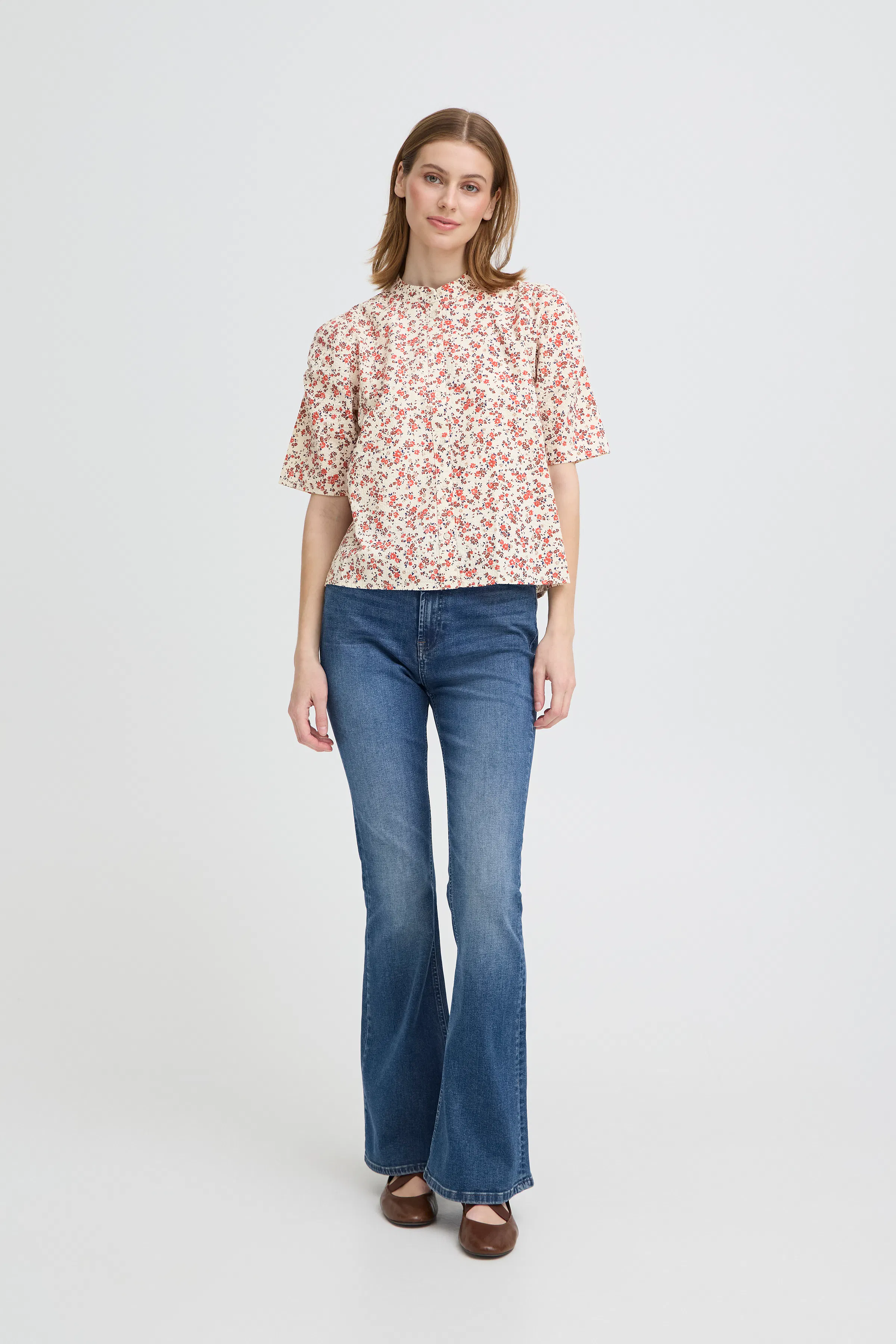 IHQWINA Skjorte LOOKBOOK FRONT 20125169-900004157