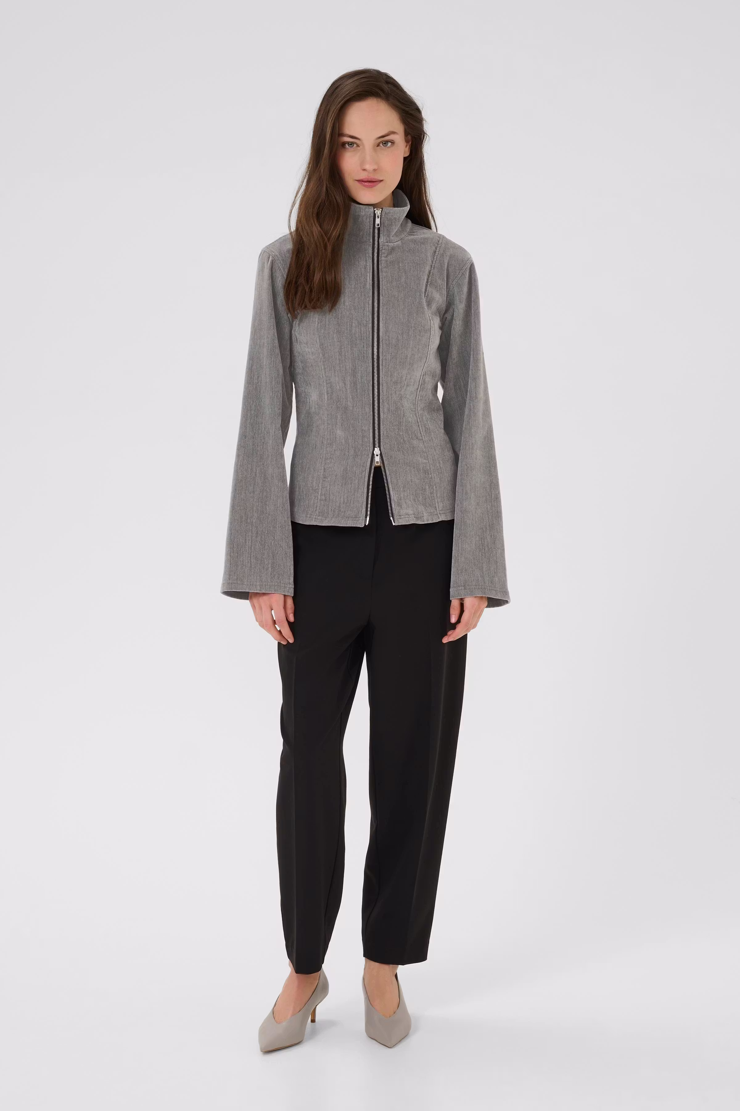 KBDarcy Sweatshirt LOOKBOOK FRONT 10105796-154502