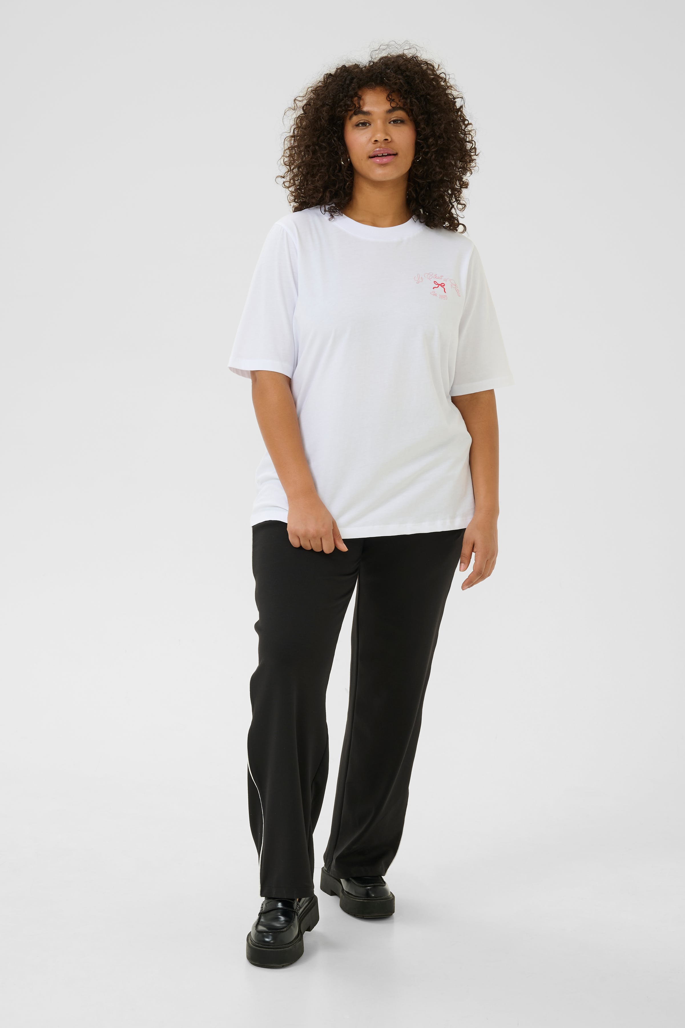 KClenny T-shirt LOOKBOOK FRONT 10583523-110601