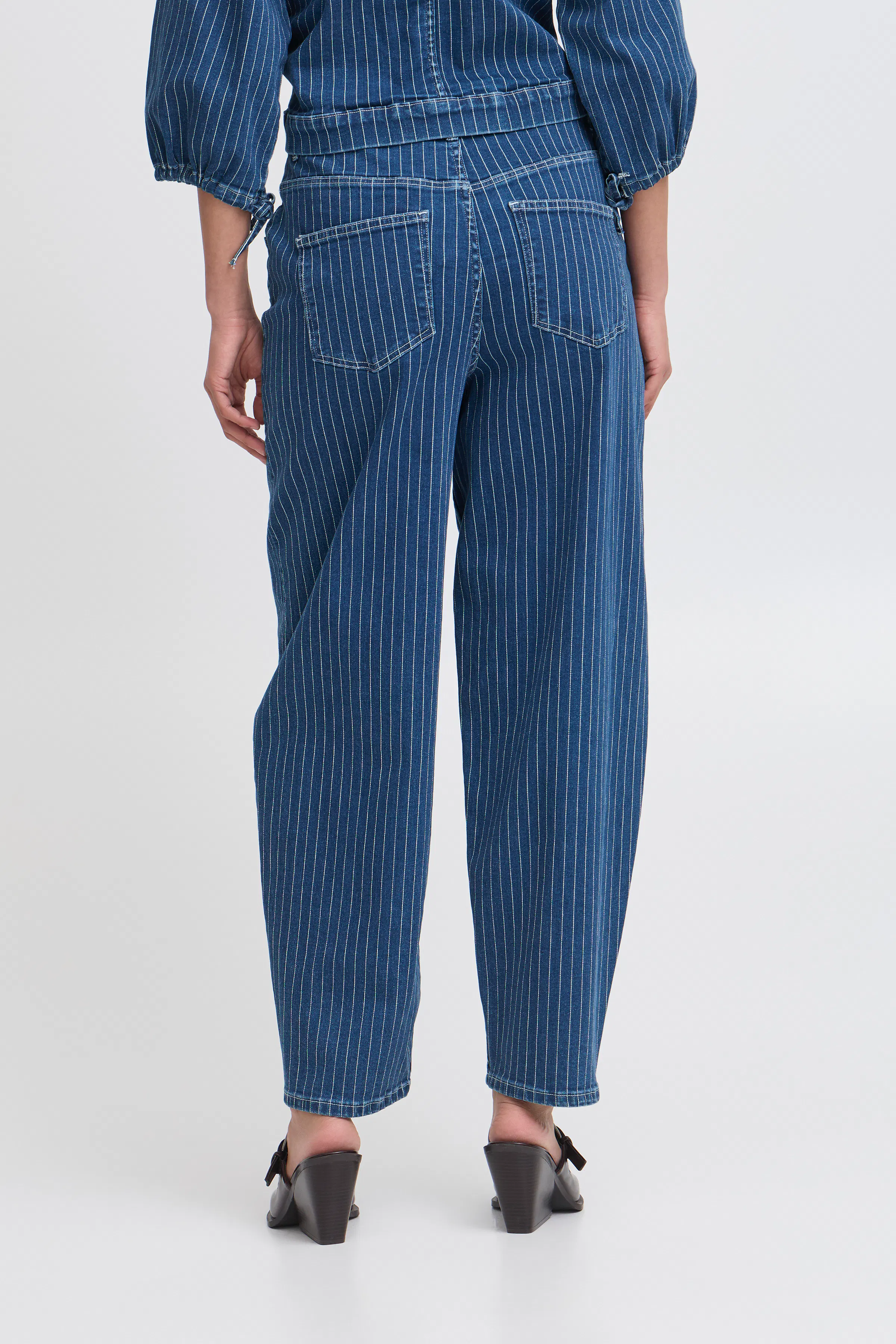 IHCILK Jeans LOOKBOOK BACK 20123164-204620