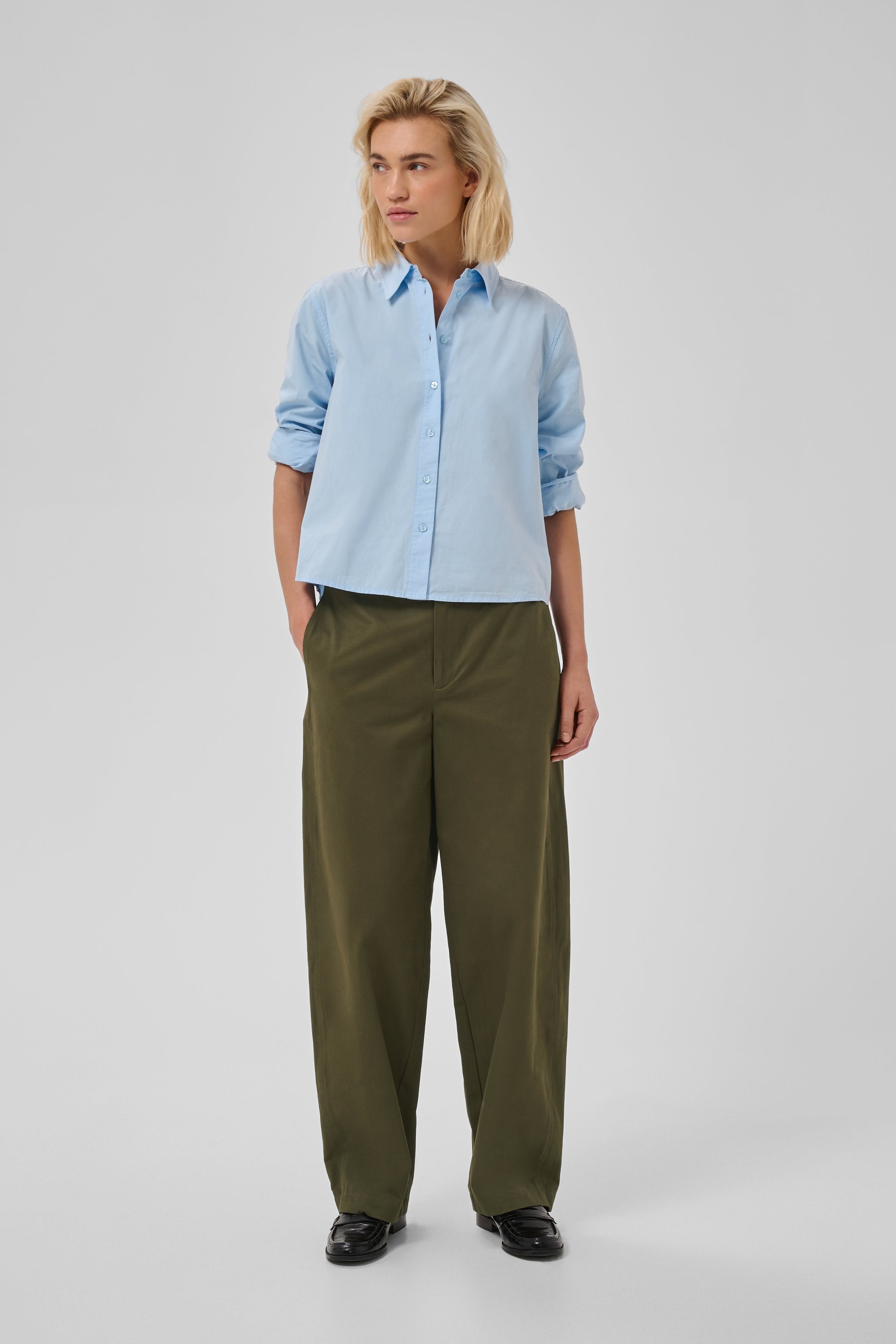 MWGisva Barrel bukser LOOKBOOK FRONT 10705655-190515