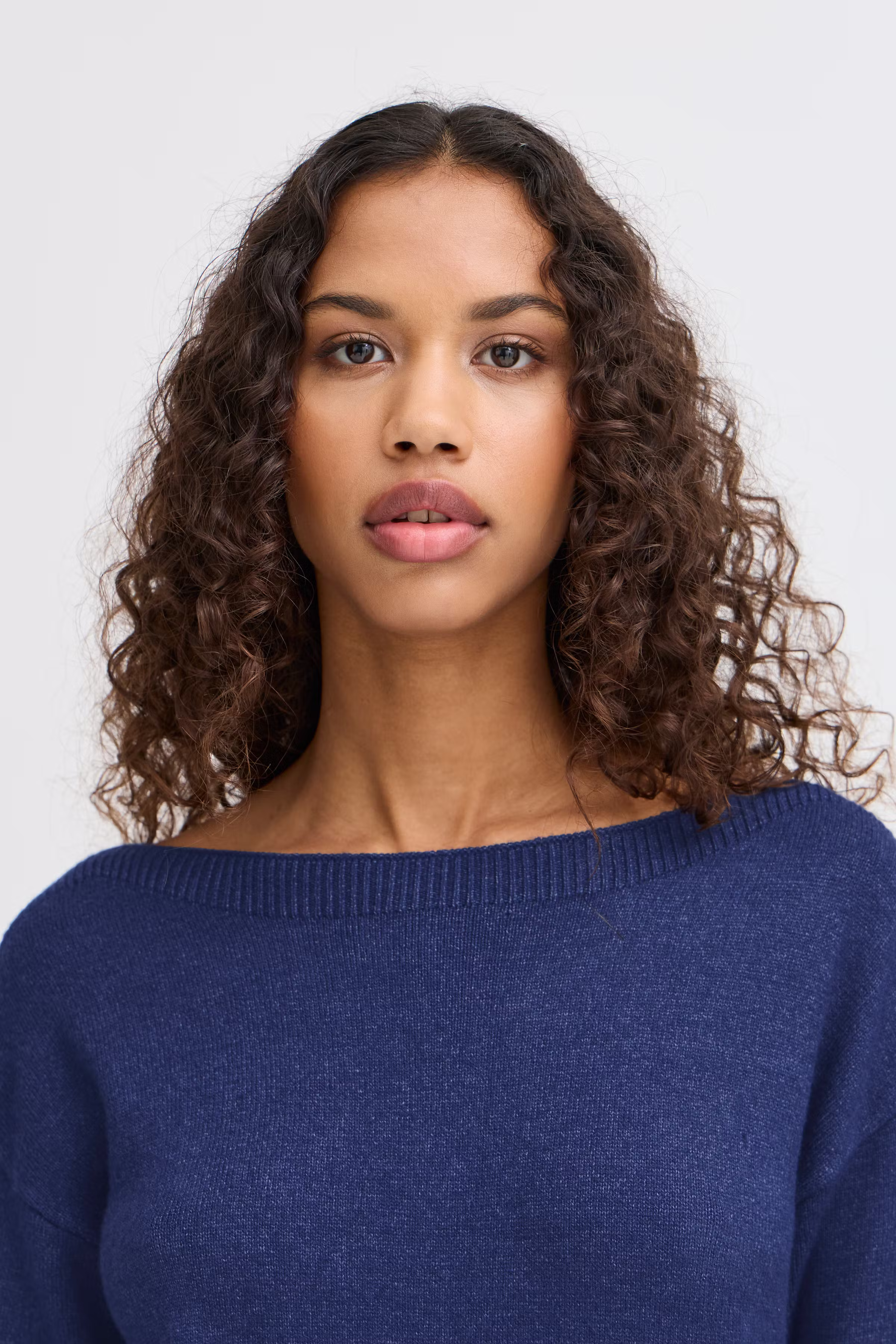 IHSELLA Pullover LOOKBOOK DETAIL 20121291-193939