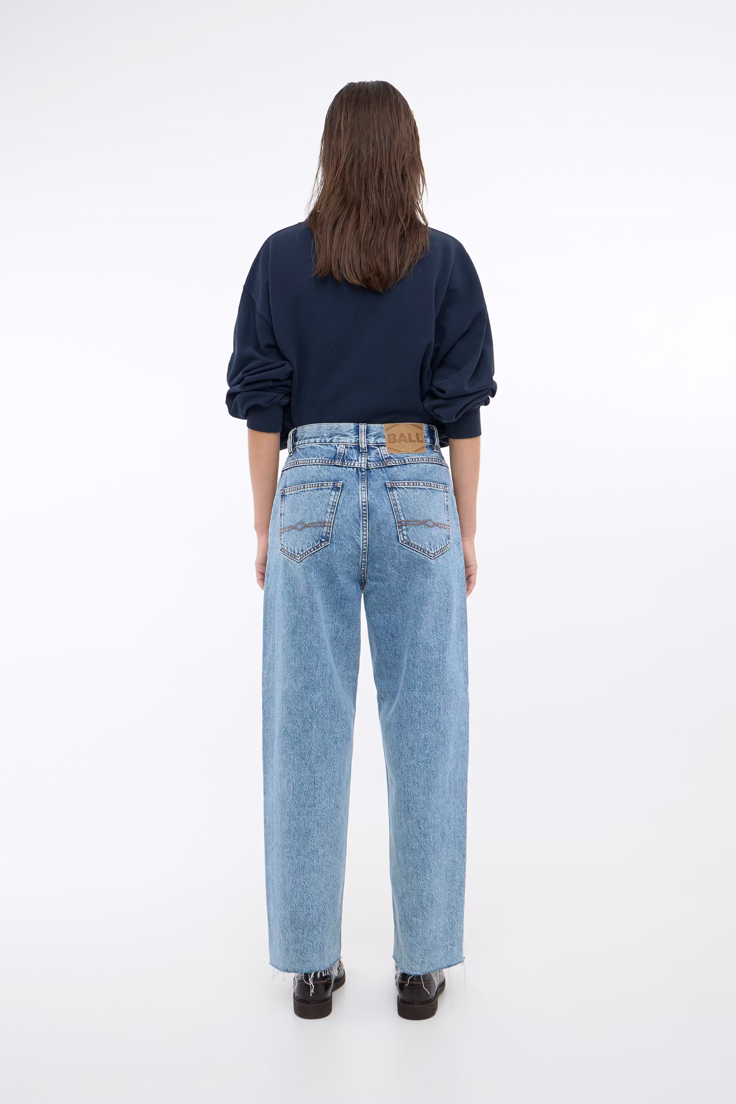 BACAMMEO Cropped Jeans LOOKBOOK BACK 50405084-204028