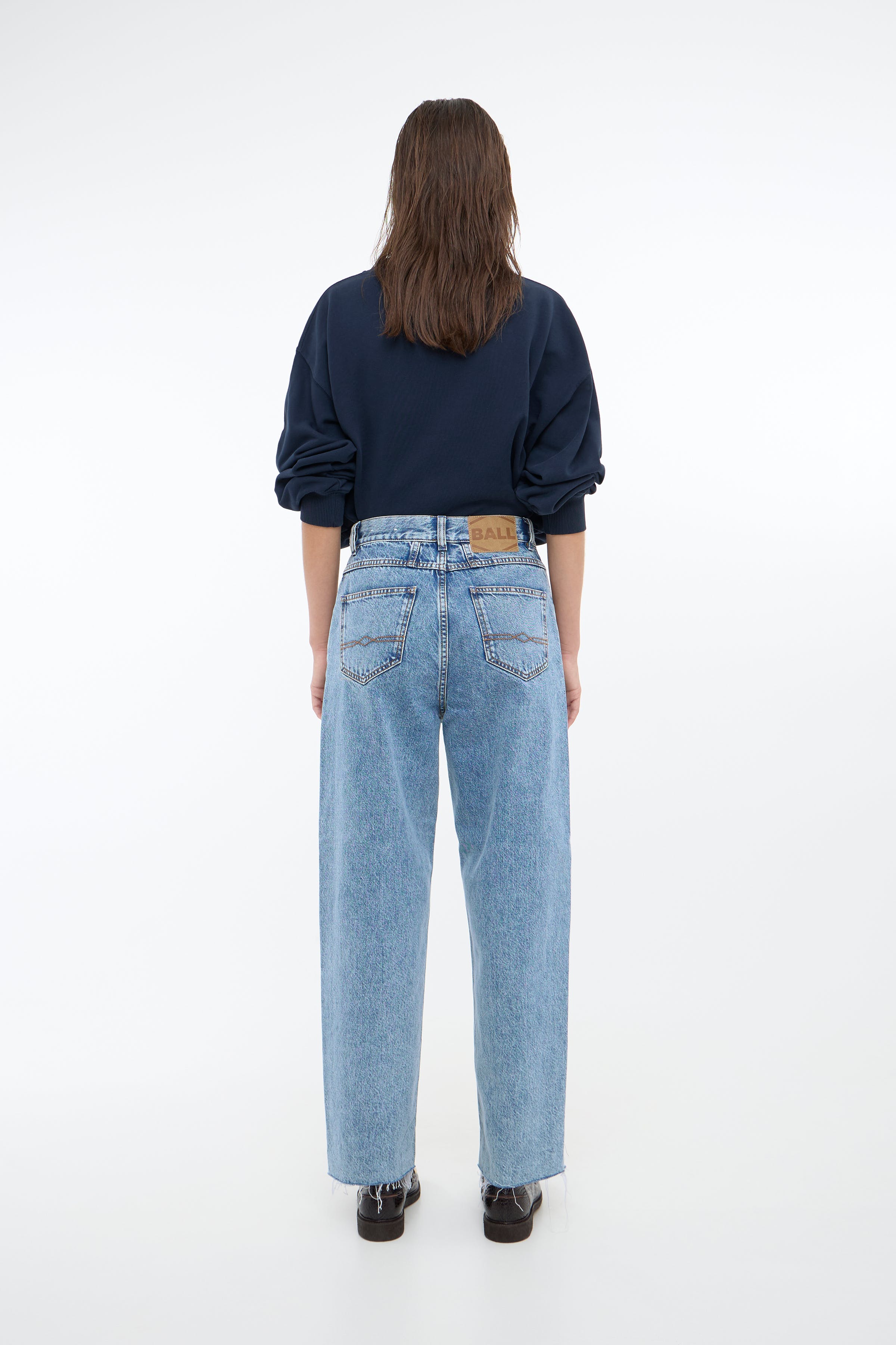 BACAMMEO Cropped Jeans LOOKBOOK BACK 50405084-204028