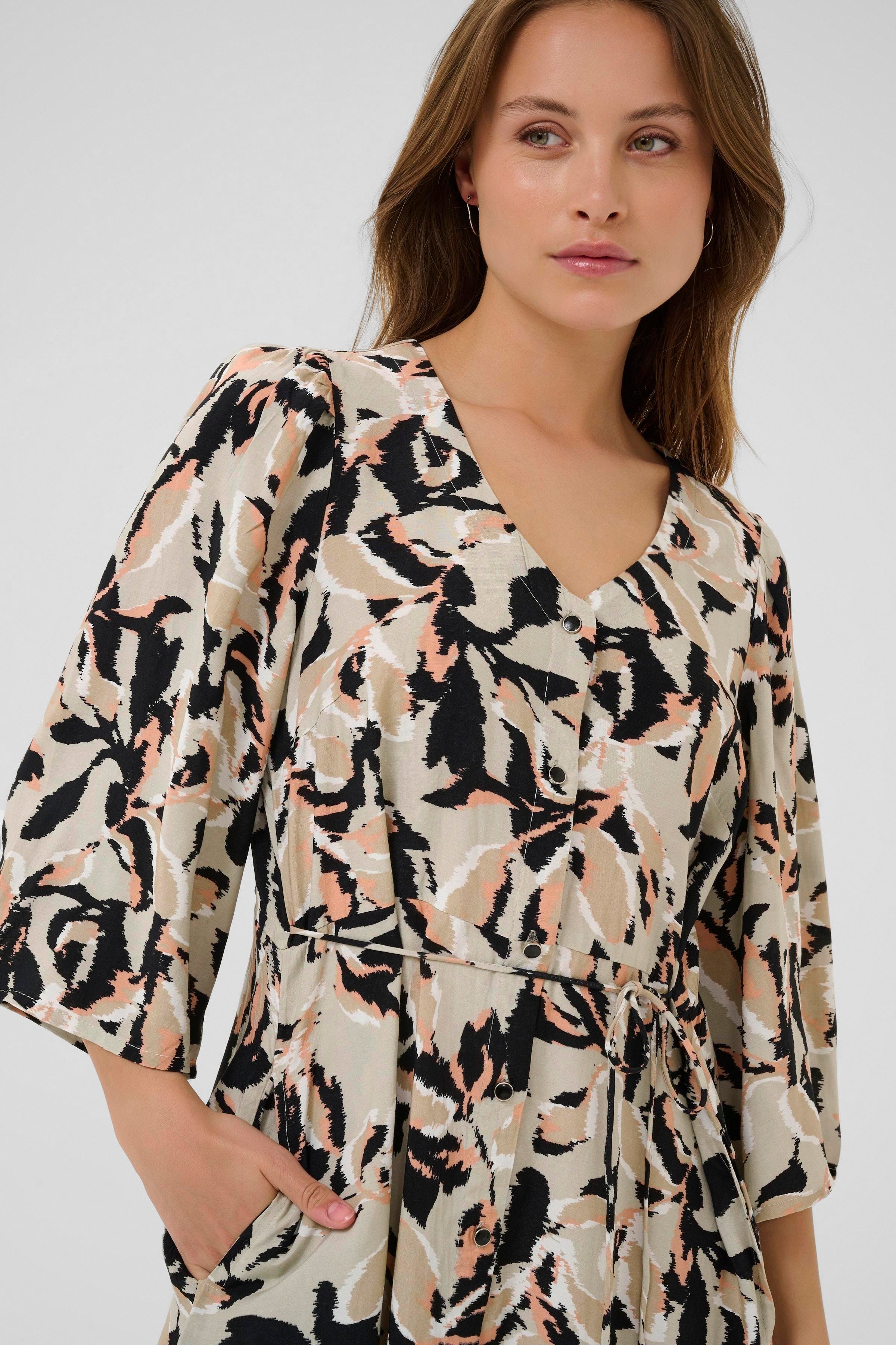 KApedra Dress LOOKBOOK DETAIL 10509622-107096