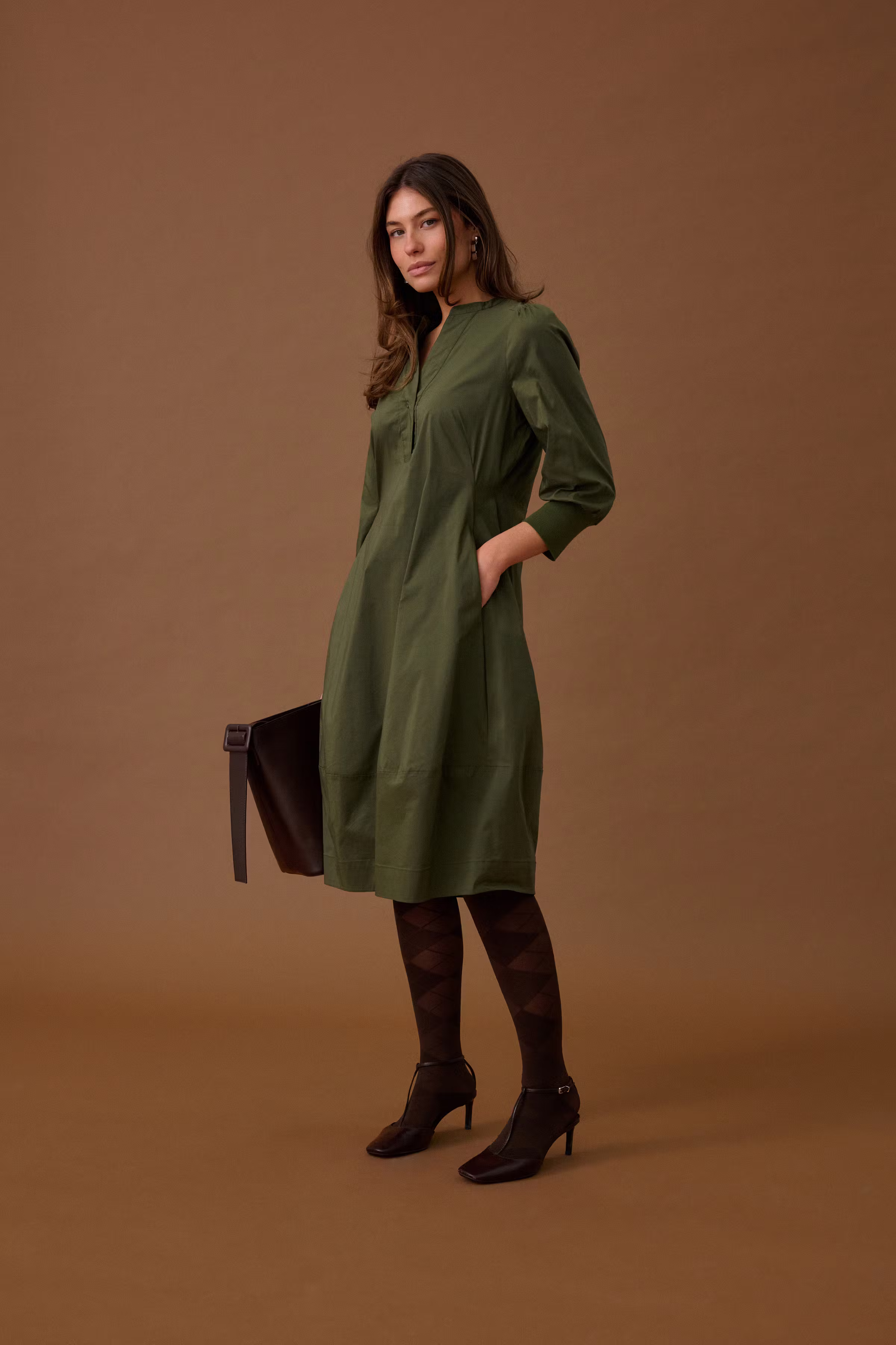 CUantoinett Kjole med 3/4-ermer LOCATION NONE 50110059-180521