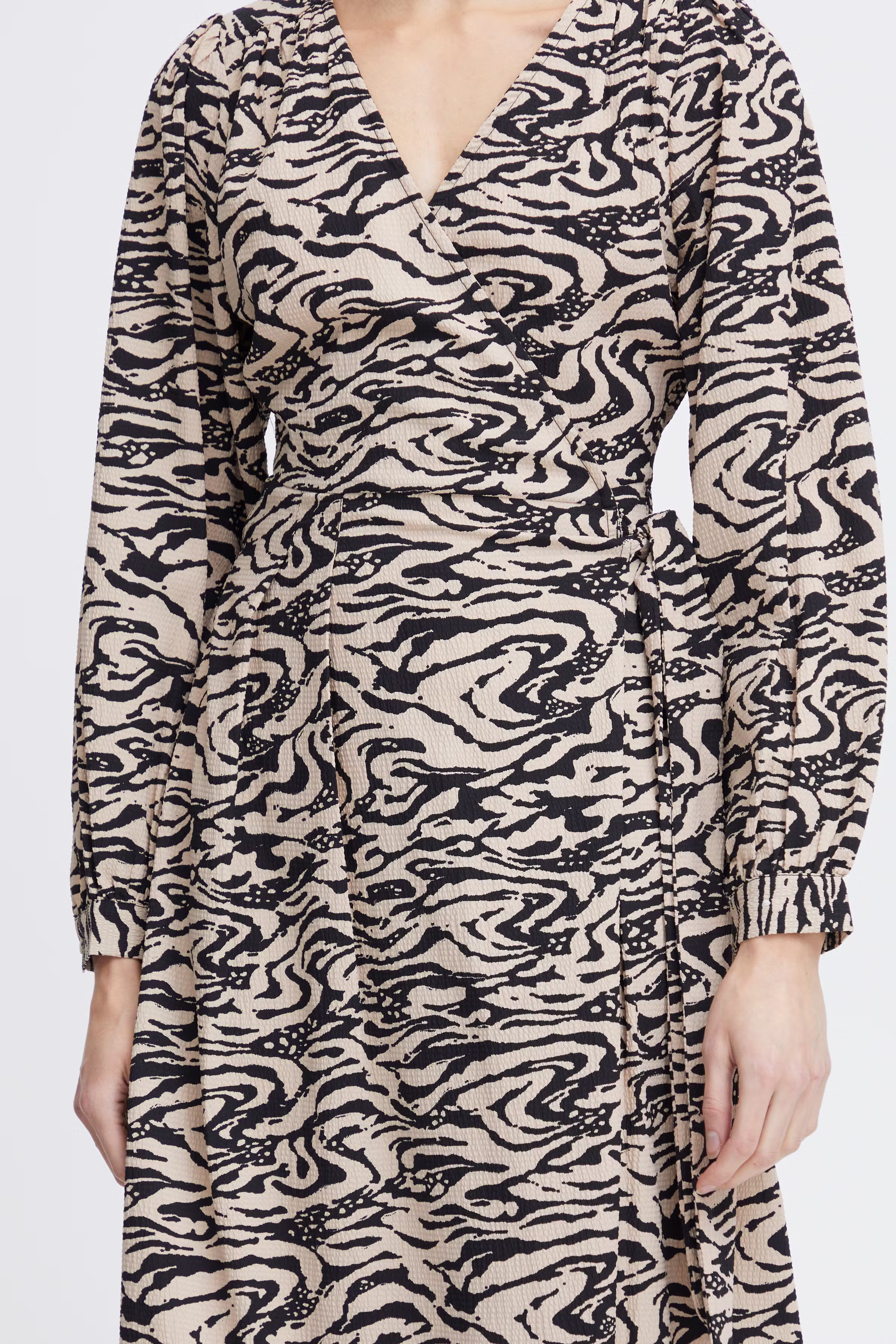 IHFANORA Kleid LOOKBOOK DETAIL 20120418-202752