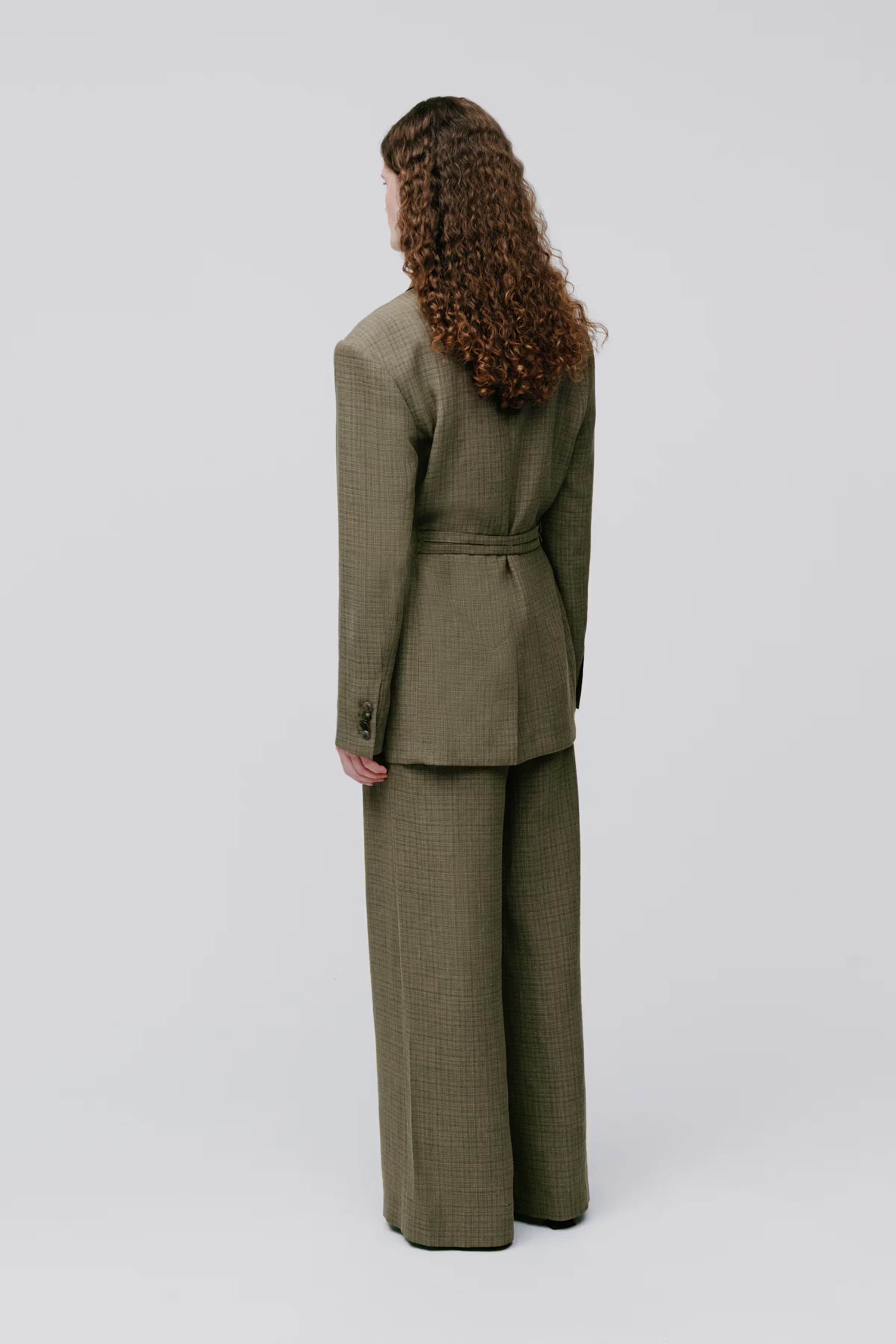 IOPATTI Trousers LOOKBOOK BACK 30600641-GR519