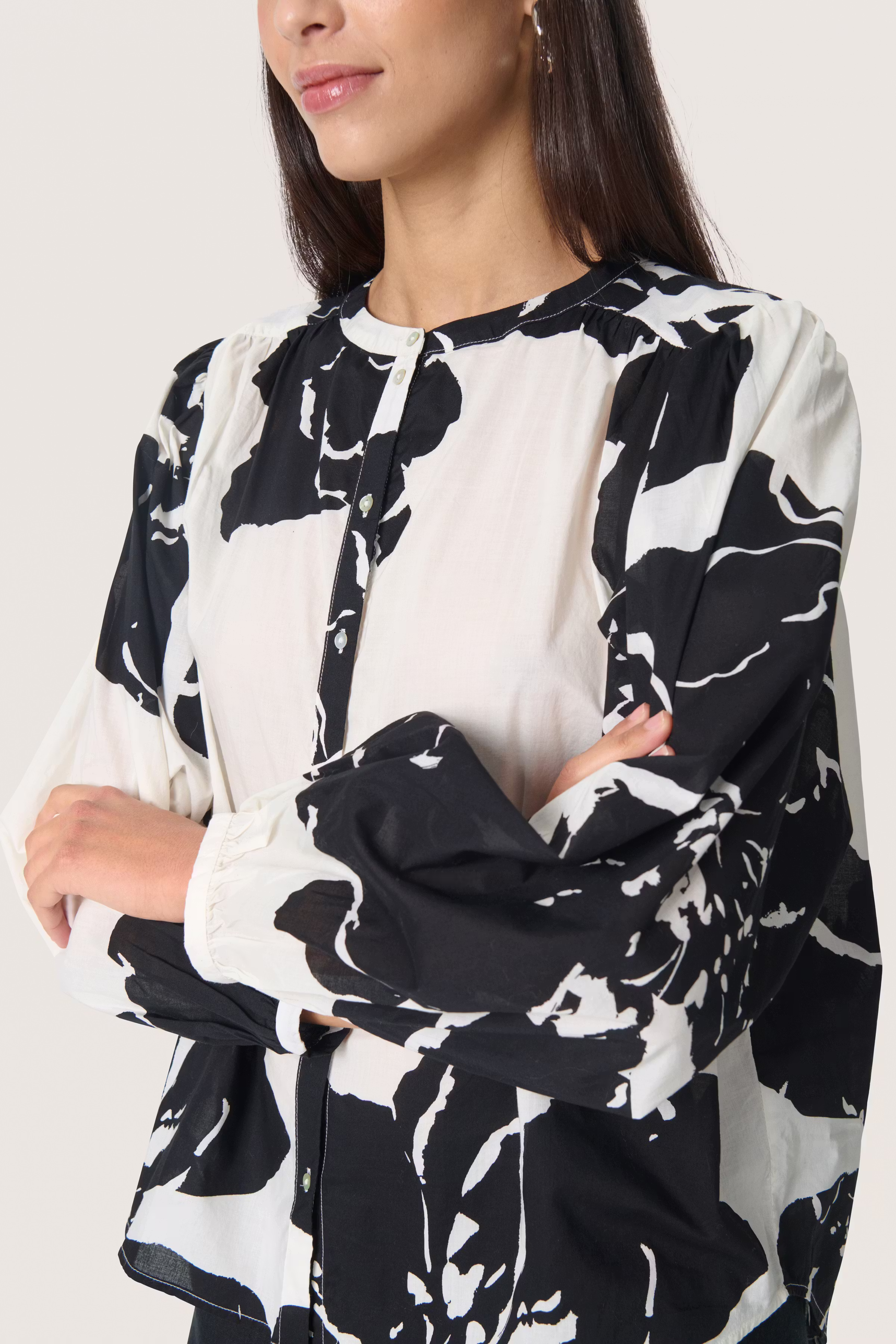 SLJoanne Blouse LOOKBOOK DETAIL 30408321-303723