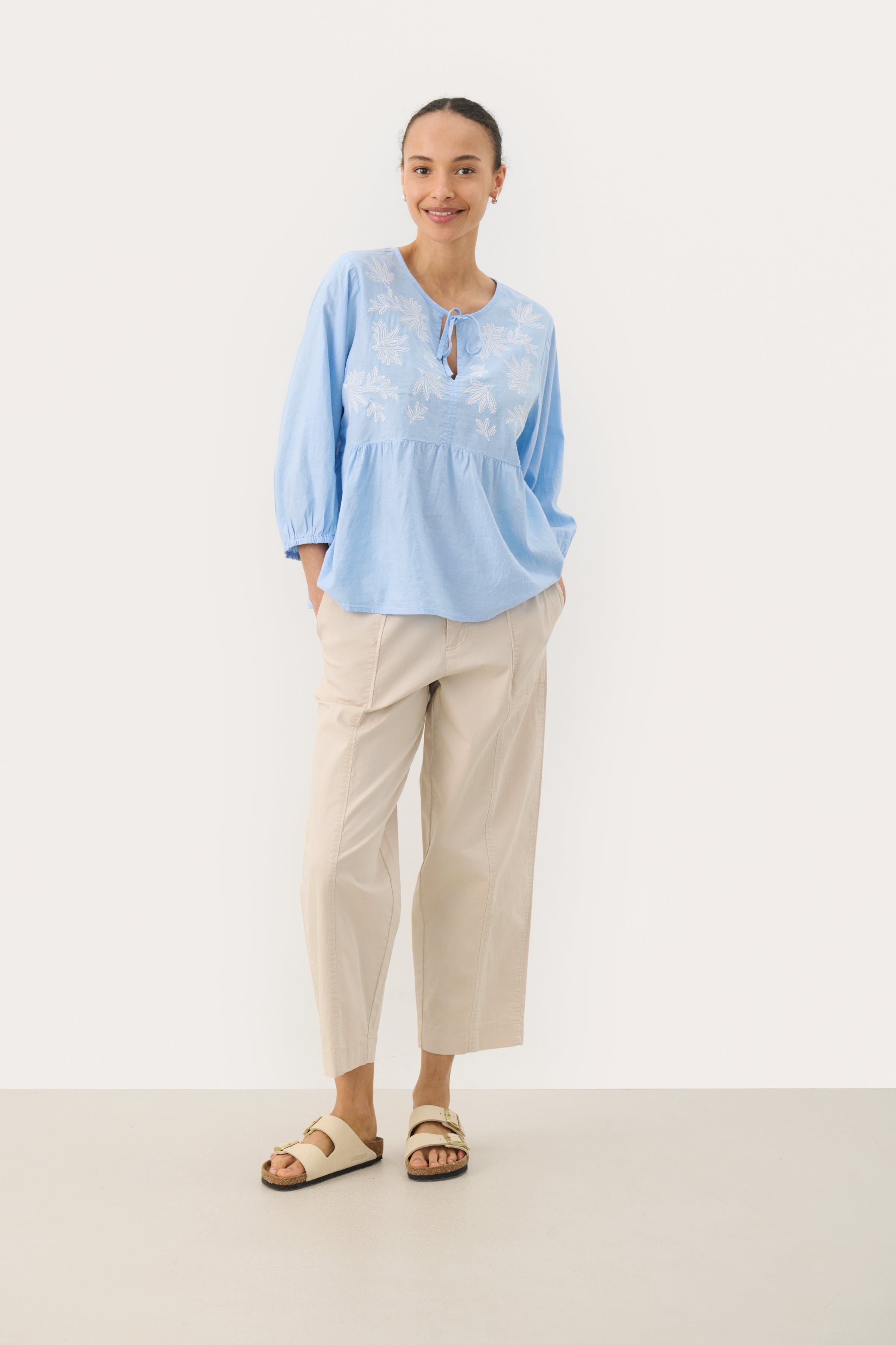 GwendinaPW Blouse LOOKBOOK FRONT 30310106-302979