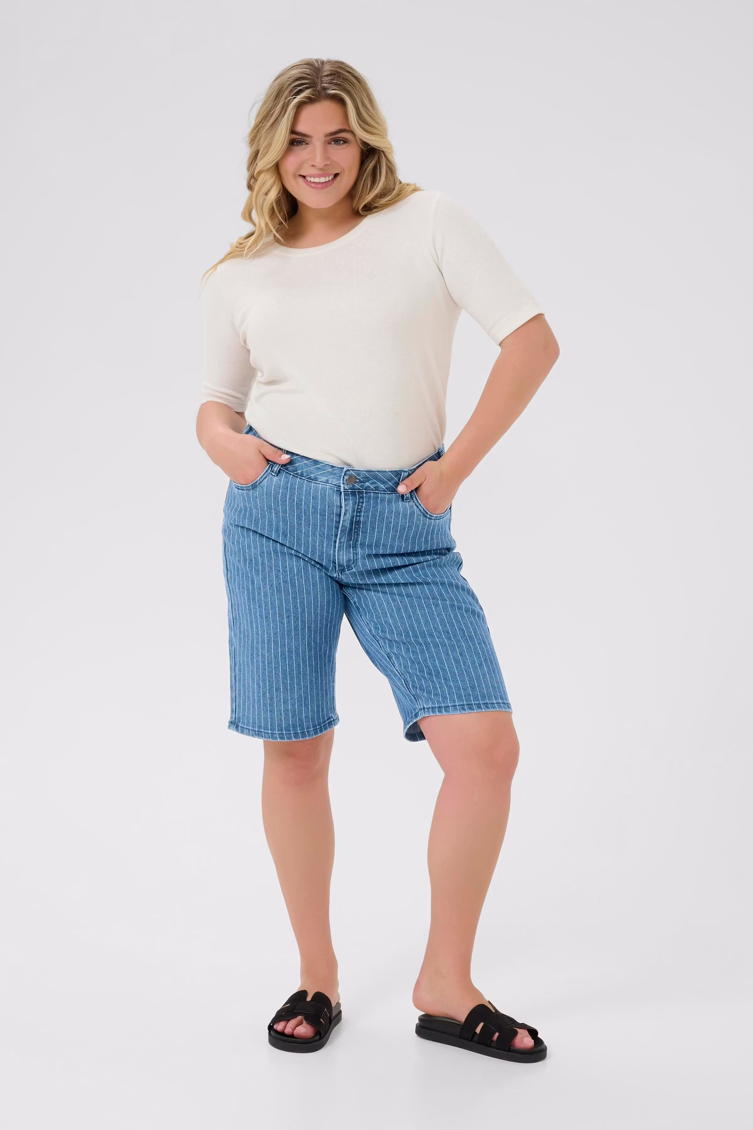 KCreeca Denimshorts LOOKBOOK FRONT 10583737-108347