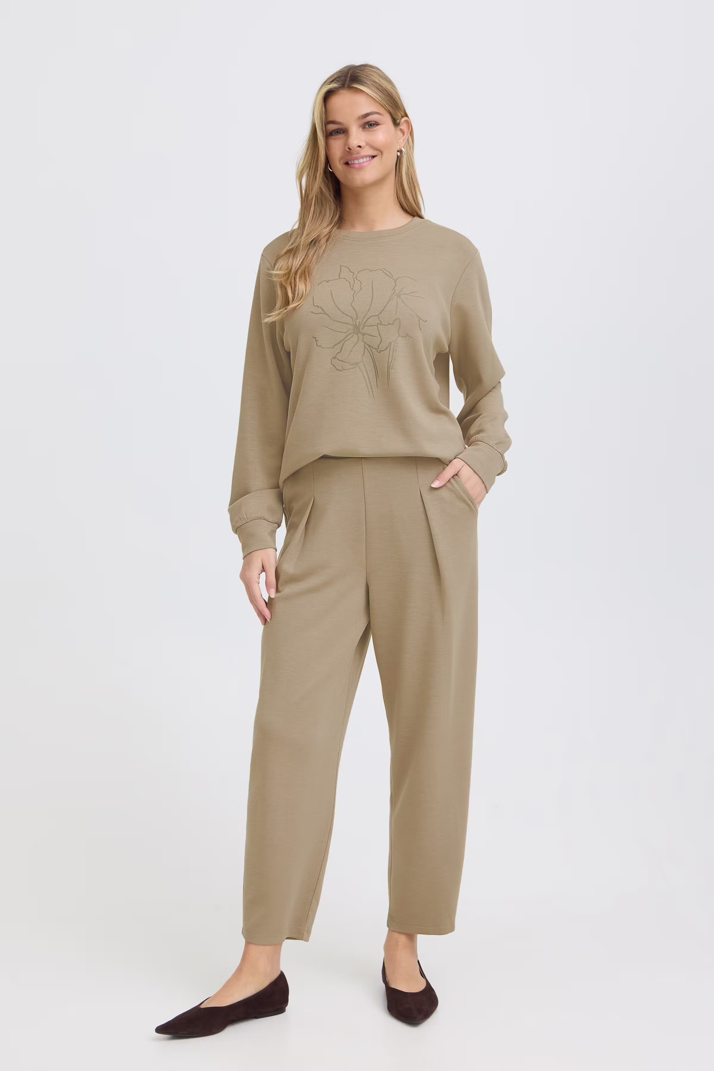 FRAURORA Broek LOOKBOOK FRONT 20618034-170619