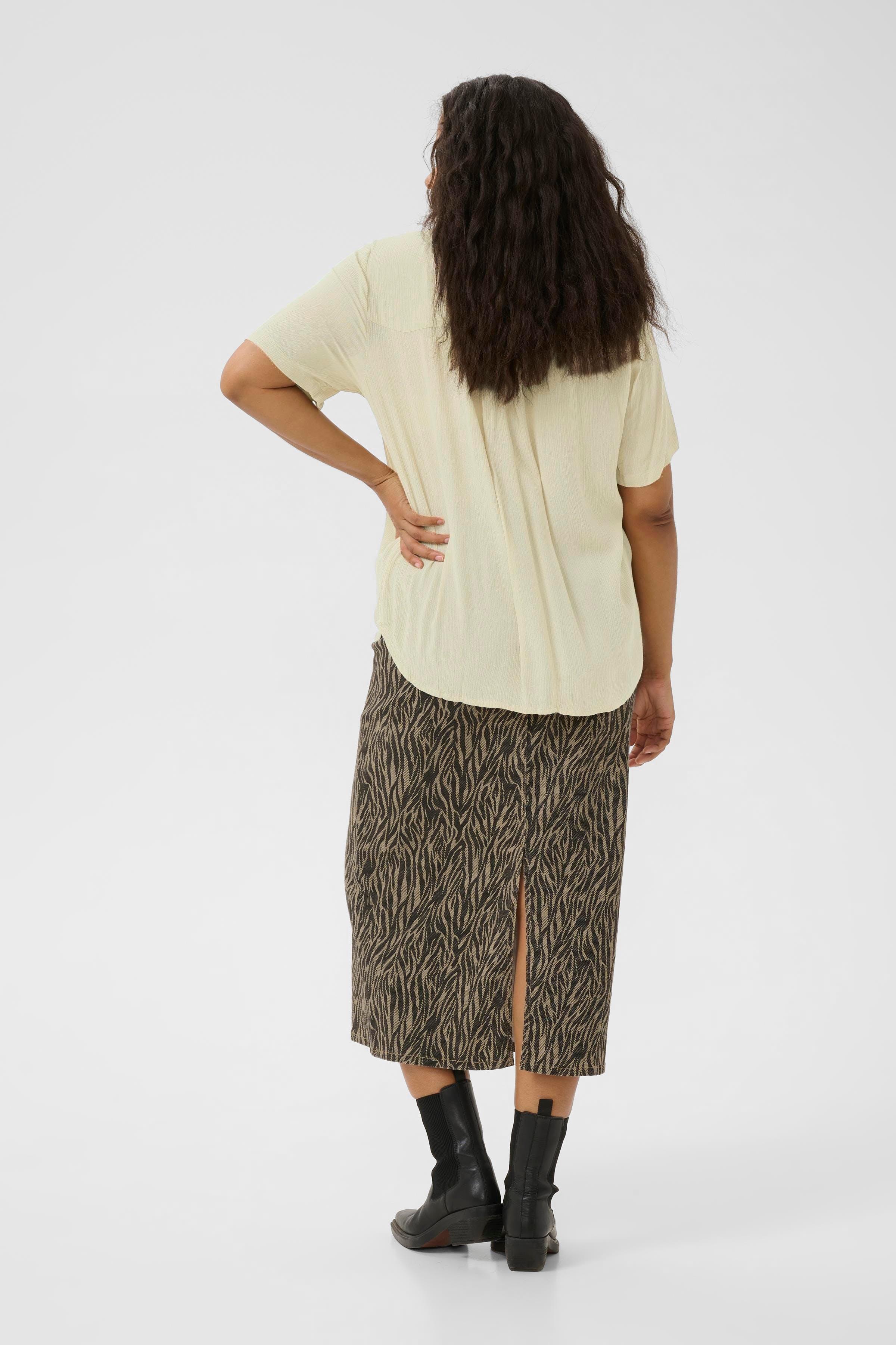 KCami Blouse LOOKBOOK BACK 10580056-151305