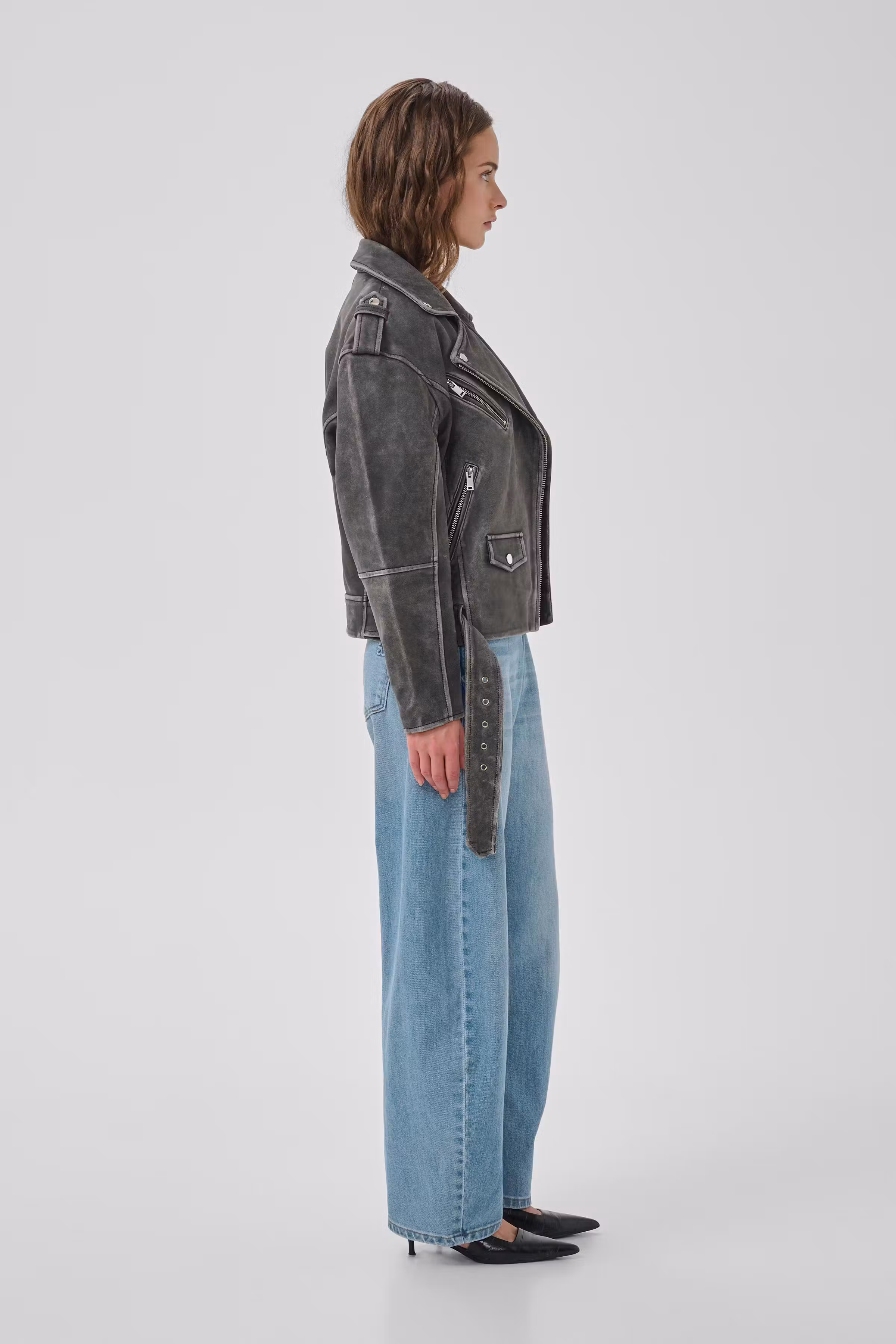 MWRemmie Barrel jeans LOOKBOOK DETAIL 10705635-100047