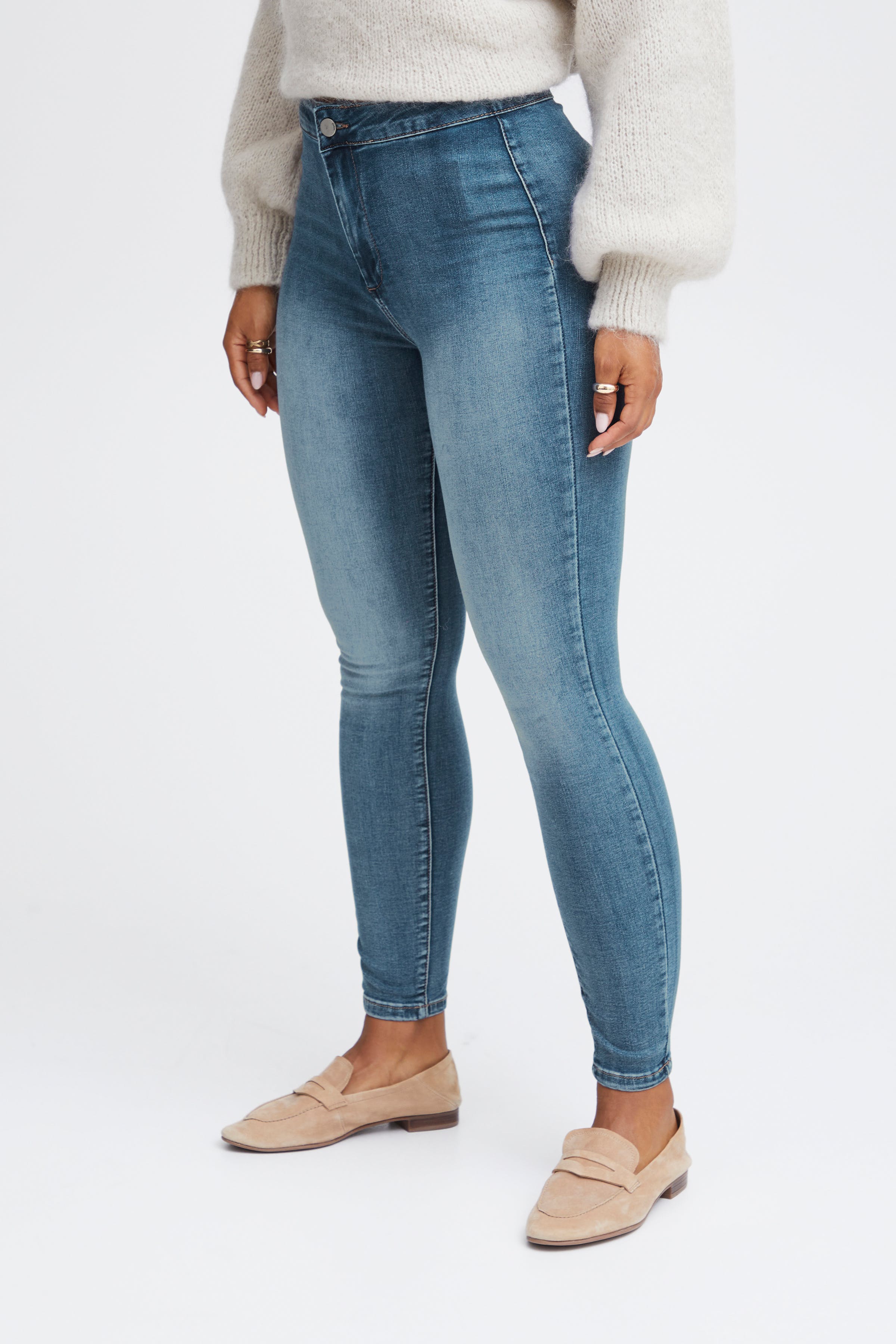 SBMADONNA Broek LOOKBOOK FRONT 22100459-203403