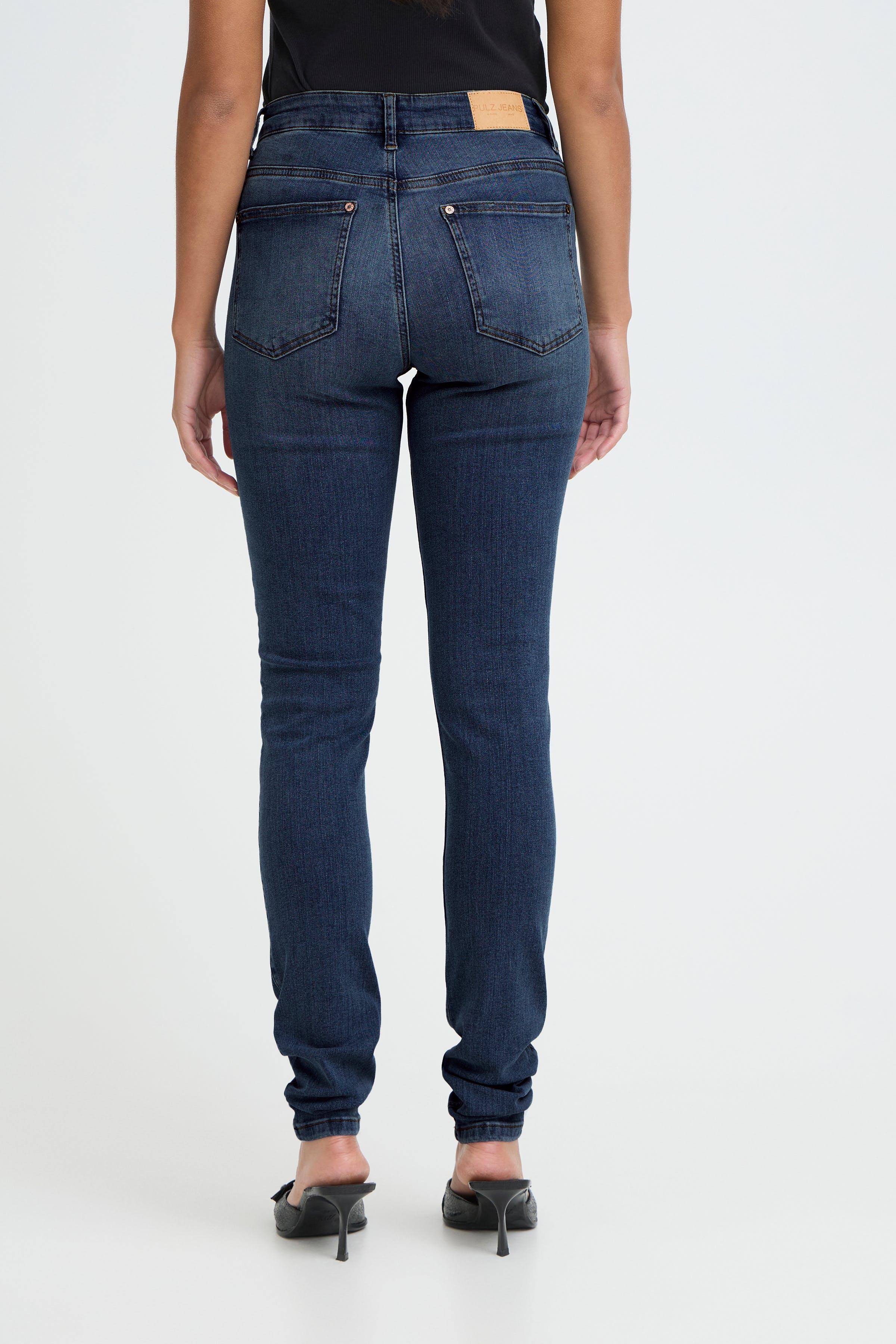 PZEMMELINA Jeans LOOKBOOK BACK 50207163-200005