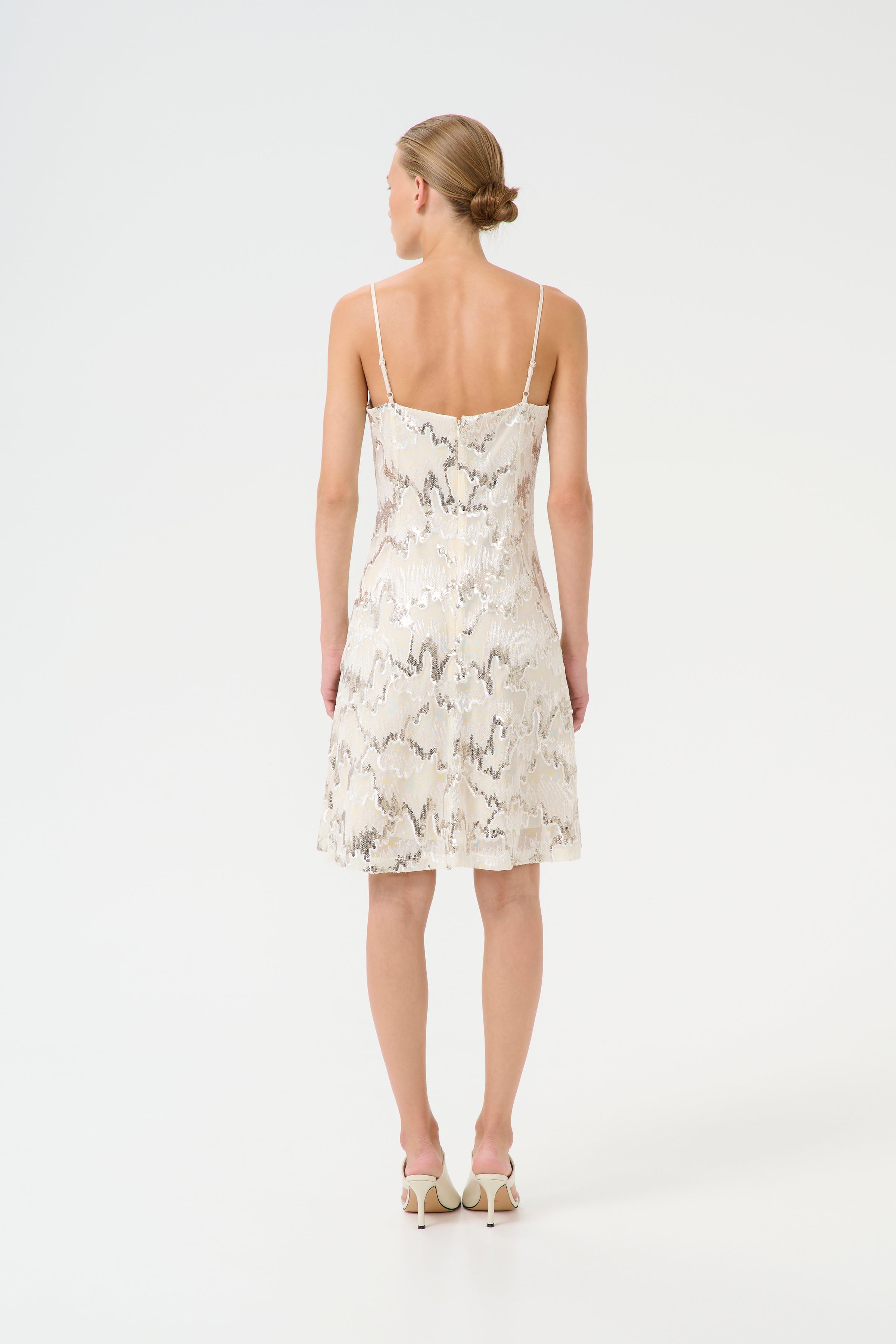 GZsagina Jurk LOOKBOOK BACK 10910107-107695