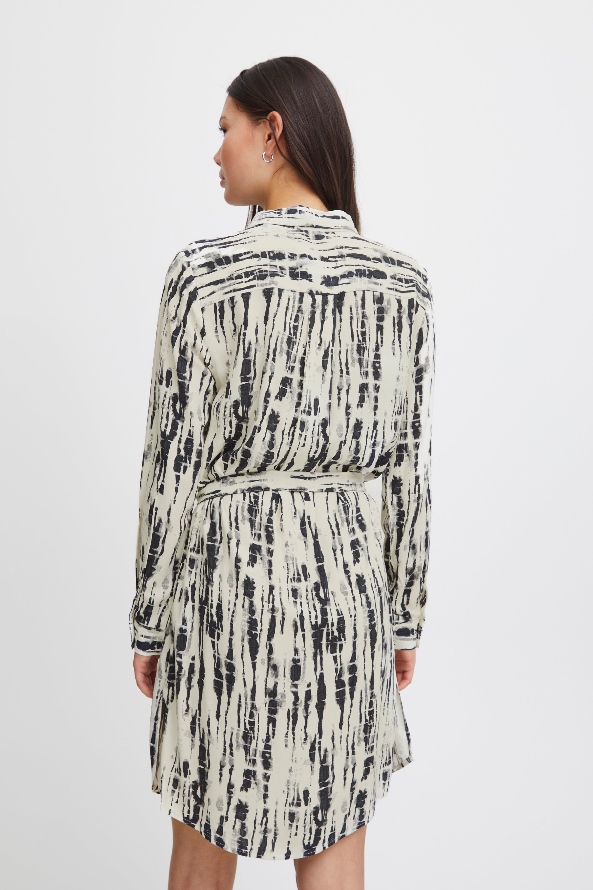 IHVERA Robe LOOKBOOK BACK 20120288-202759