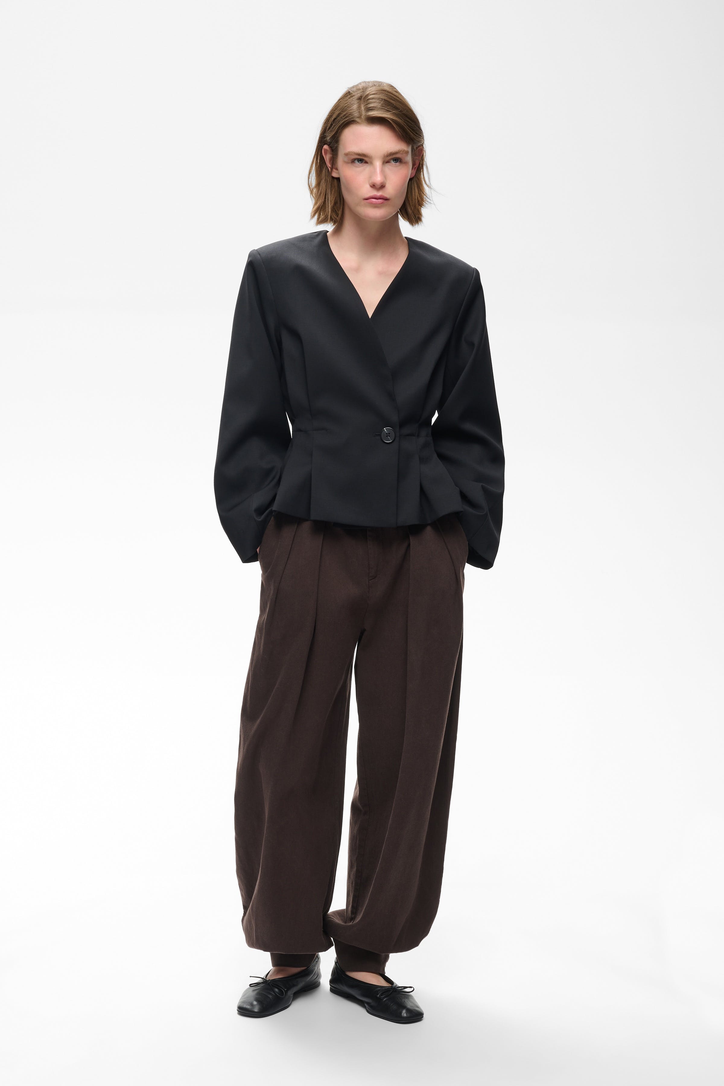 CARAHIW Blazer LOOKBOOK FRONT 30112889-194008