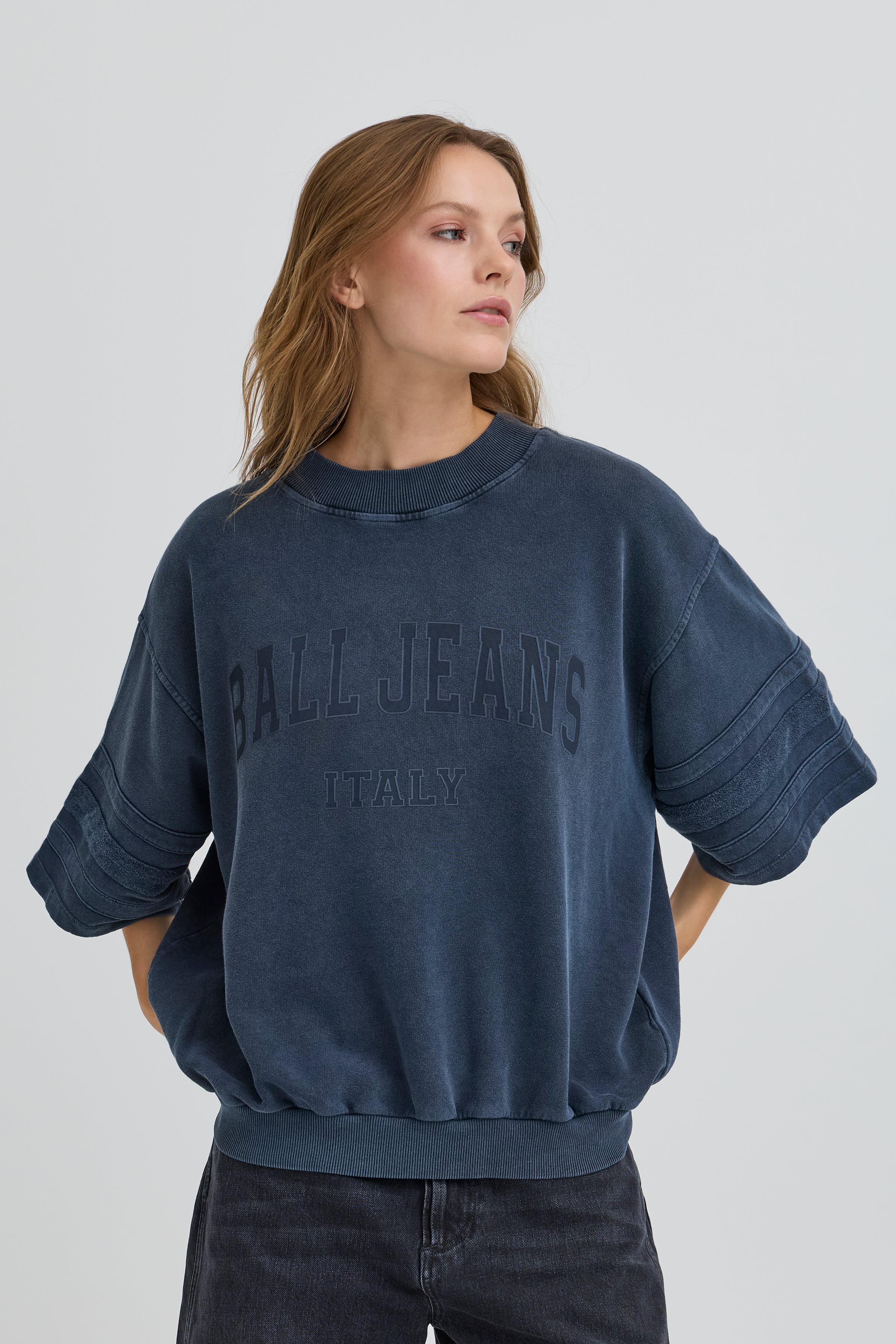 BAARIAN Sweatshirt LOOKBOOK FRONT 50408100-193922