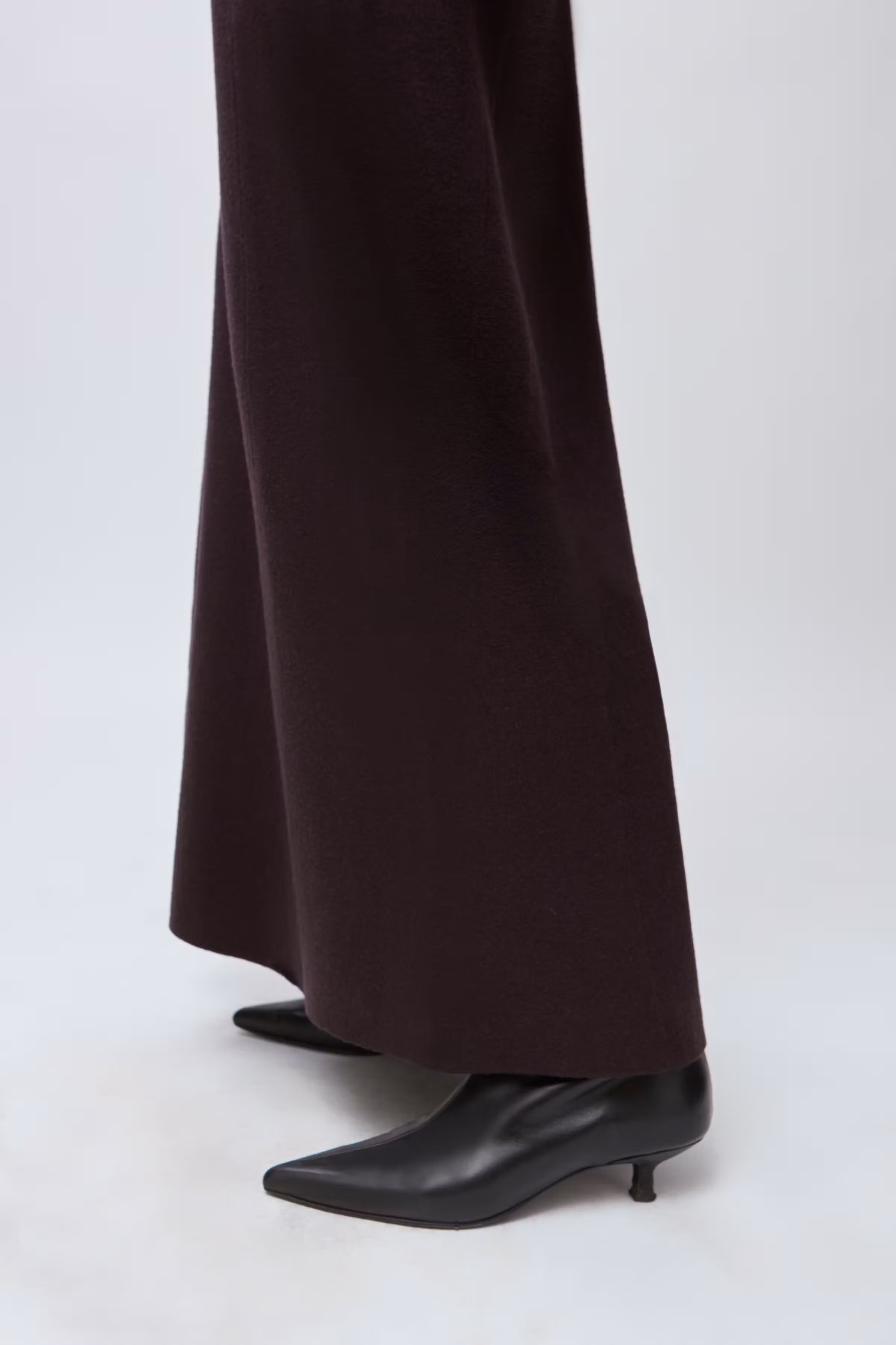 IOFeria Skirt LOOKBOOK FRONT 30600719-BR291