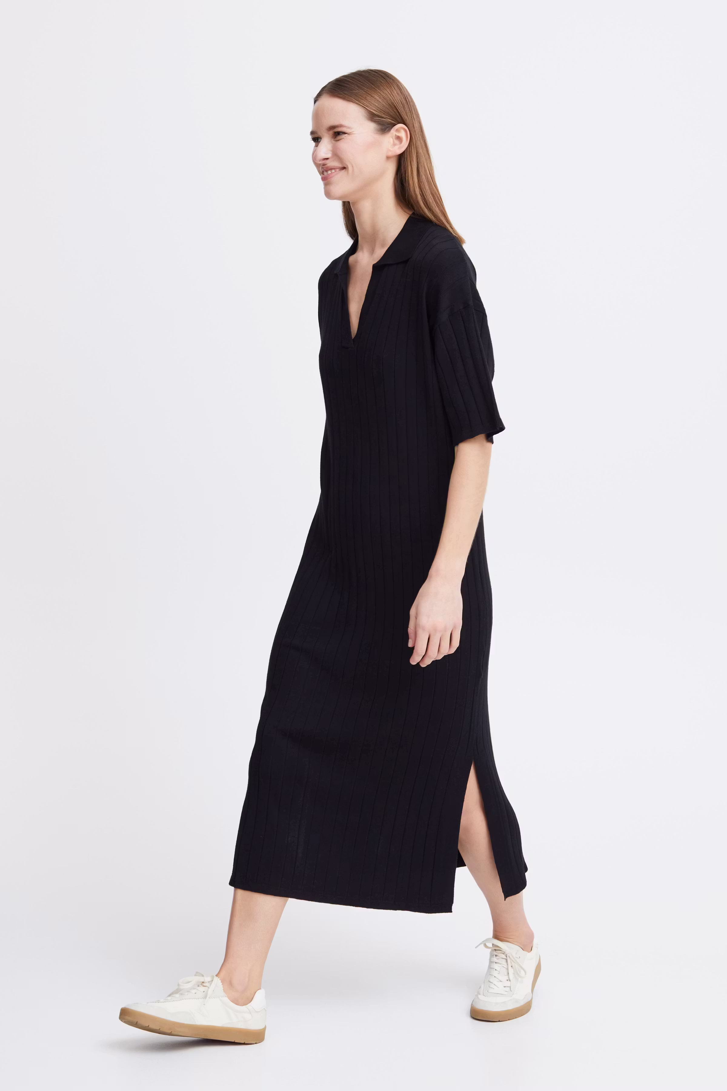 BYMOBENA Kjole LOOKBOOK FRONT 20814624-200451