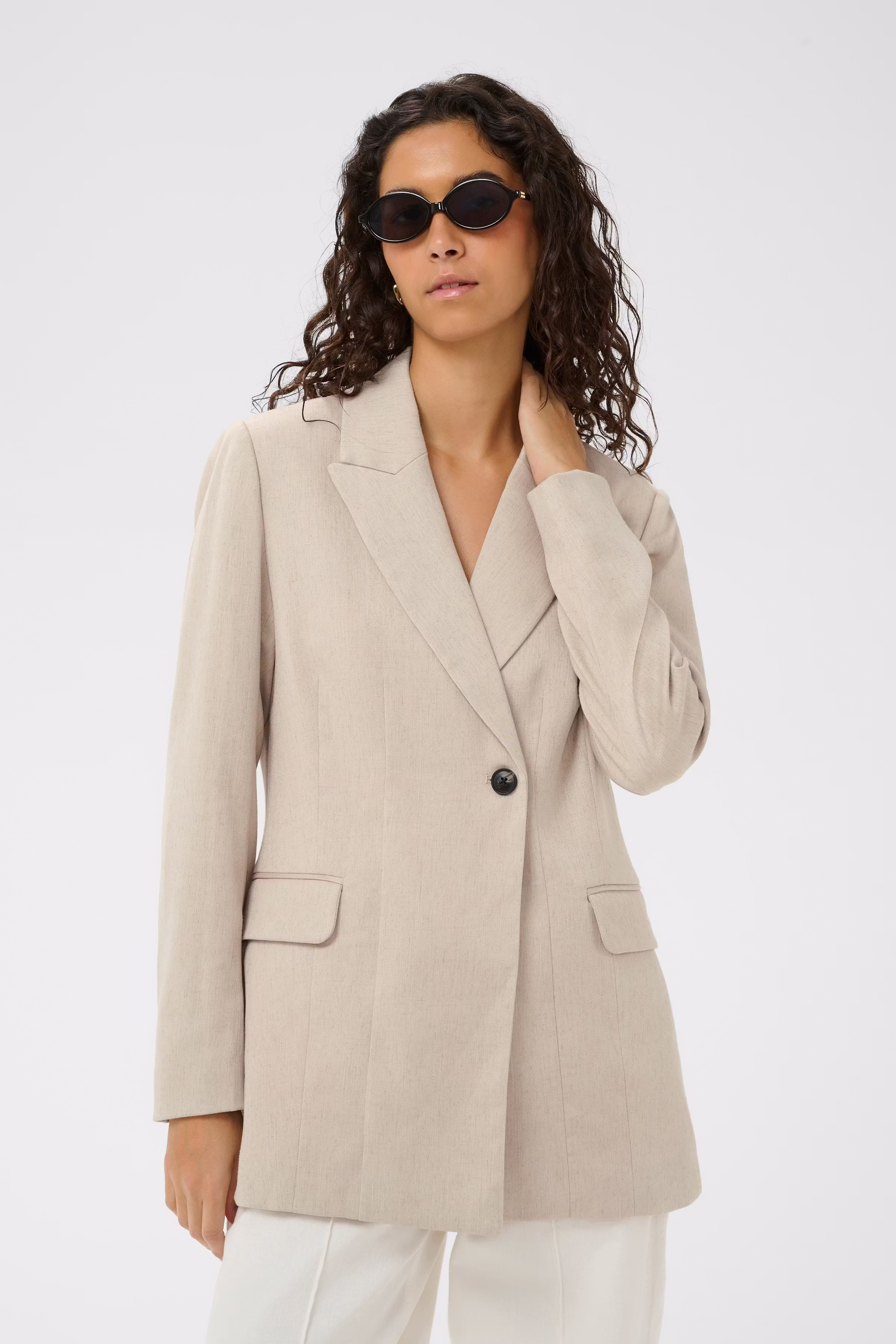 SLSofia Blazer LOOKBOOK FRONT 30409412-151307