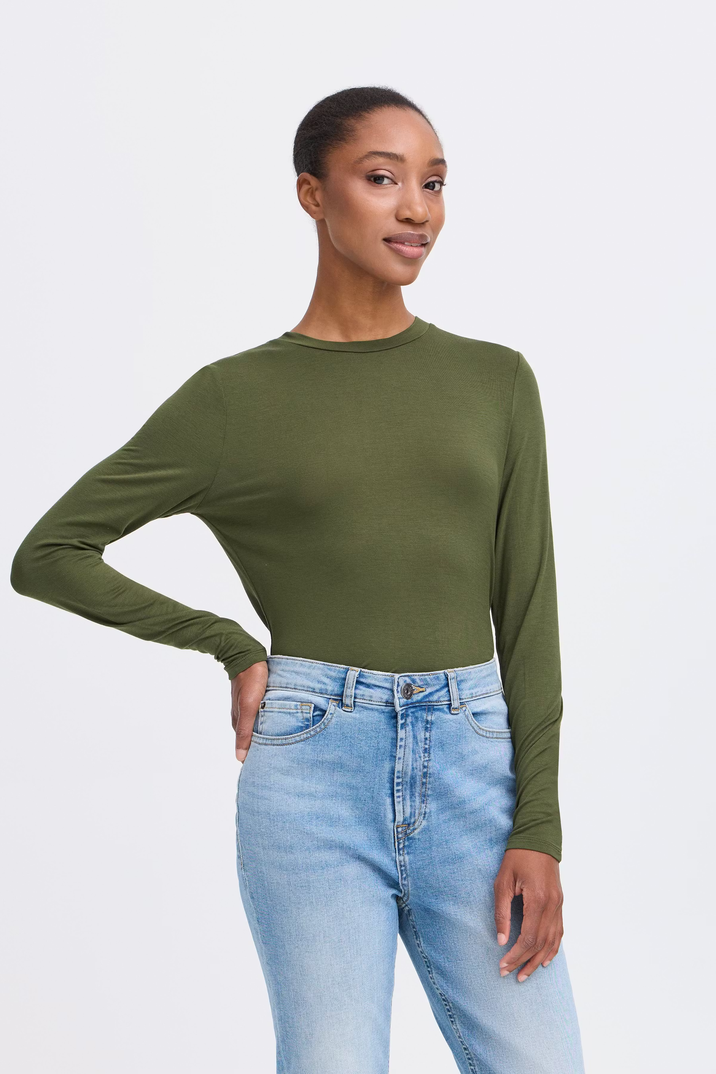 IHPHILUCA T-shirt LOOKBOOK FRONT 20117290-190419