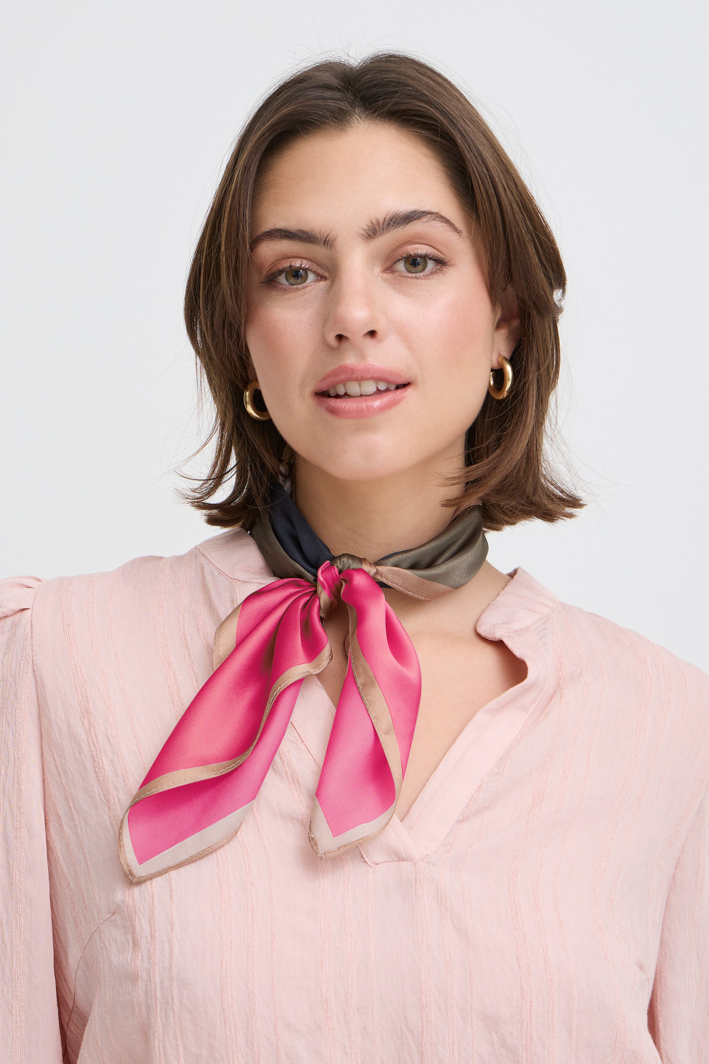 FRSILLA Skjerf LOOKBOOK DETAIL 20617644-900006058