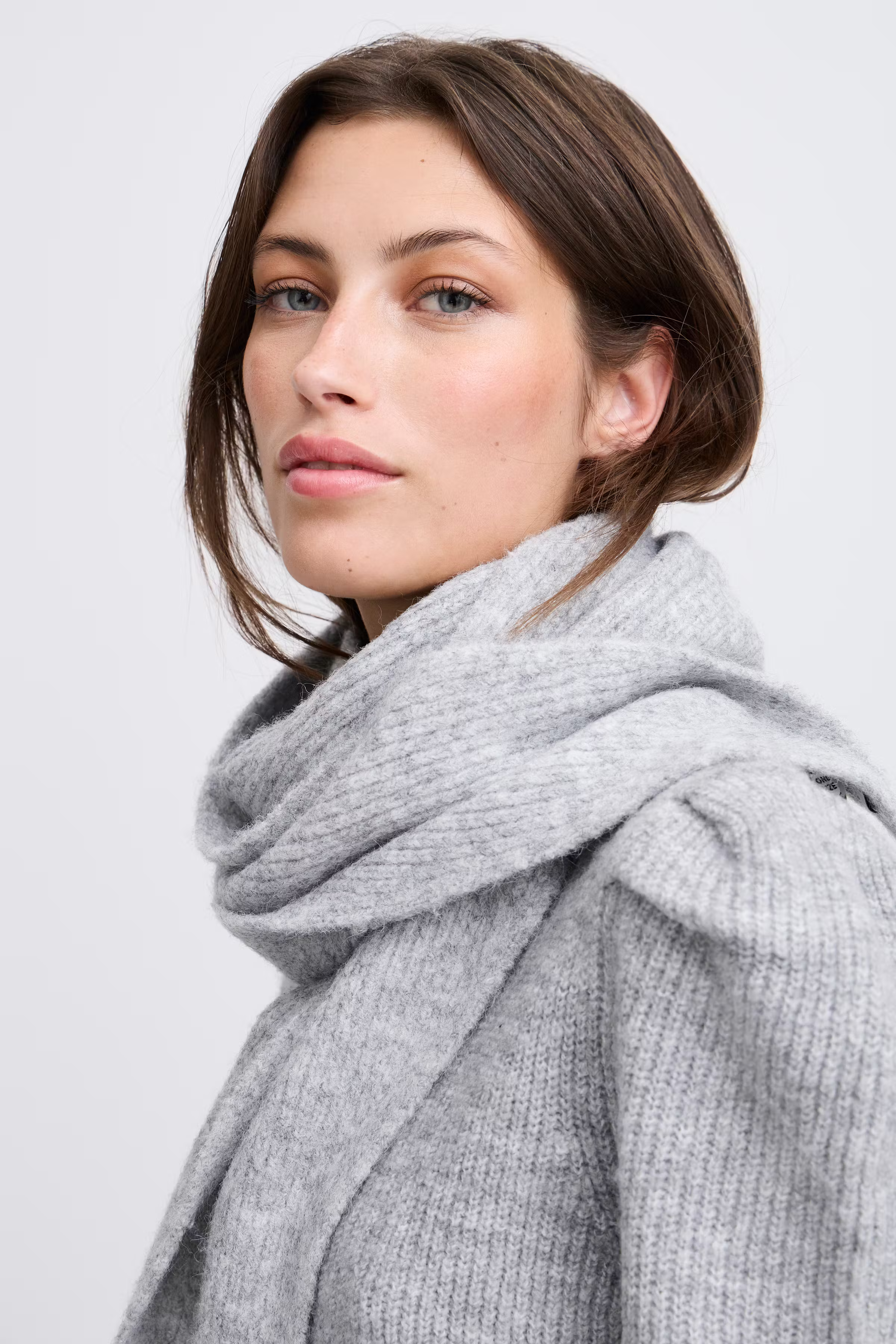 BAVINTER Skjerf LOOKBOOK FRONT 20815784-200455