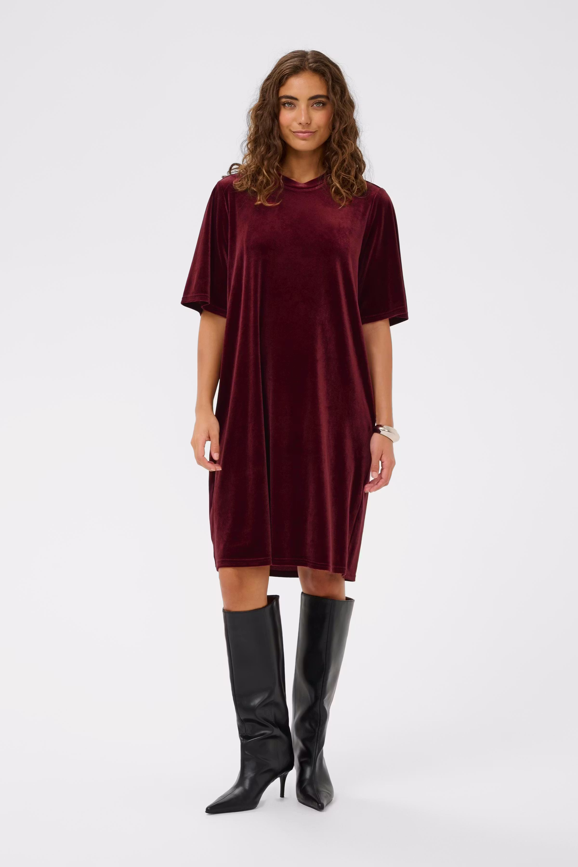 CUzoe velour dress LOOKBOOK FRONT 50112495-191522