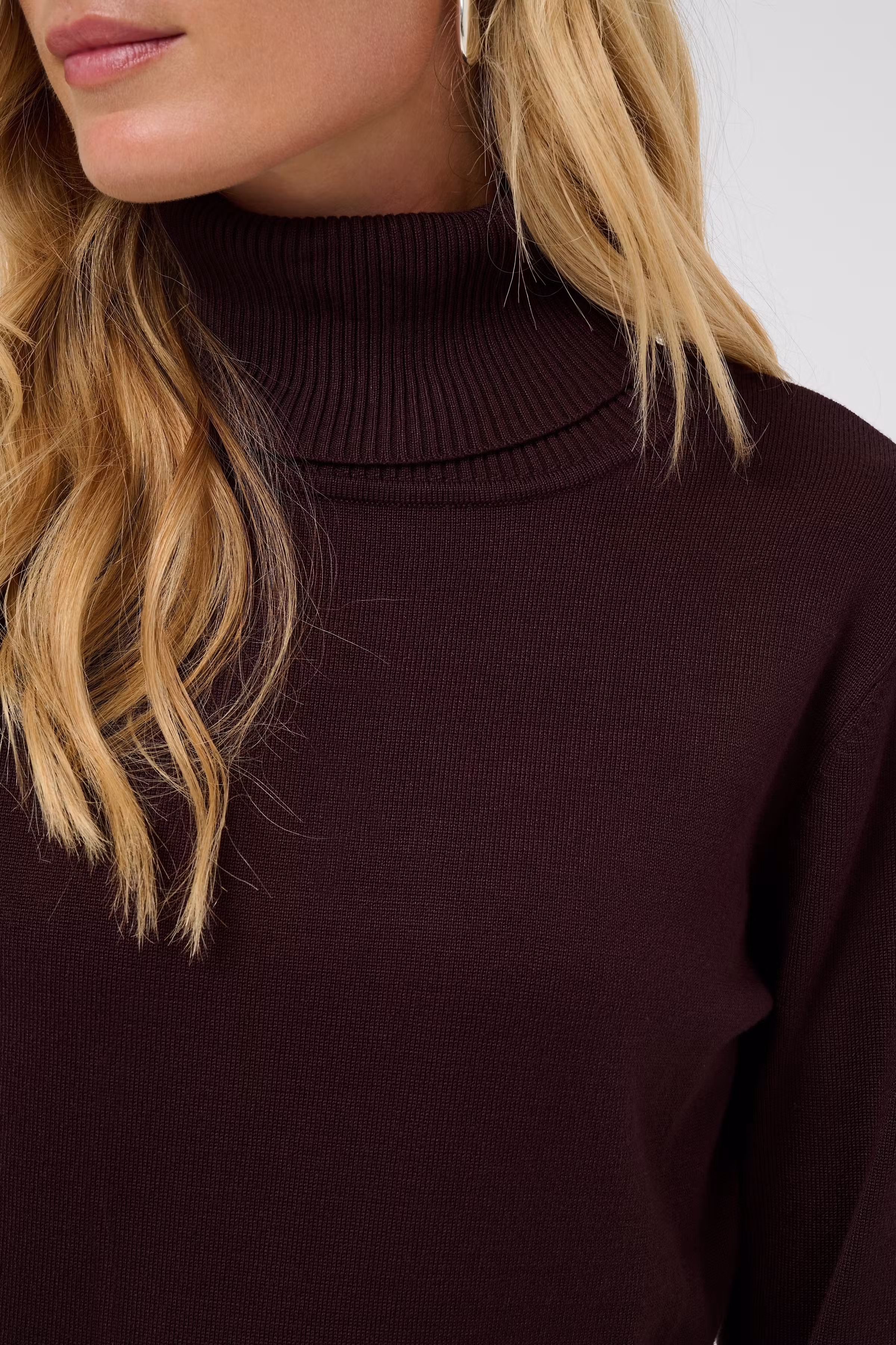 MilaSZ Rollneck Dress LOOKBOOK DETAIL 30501696-191110