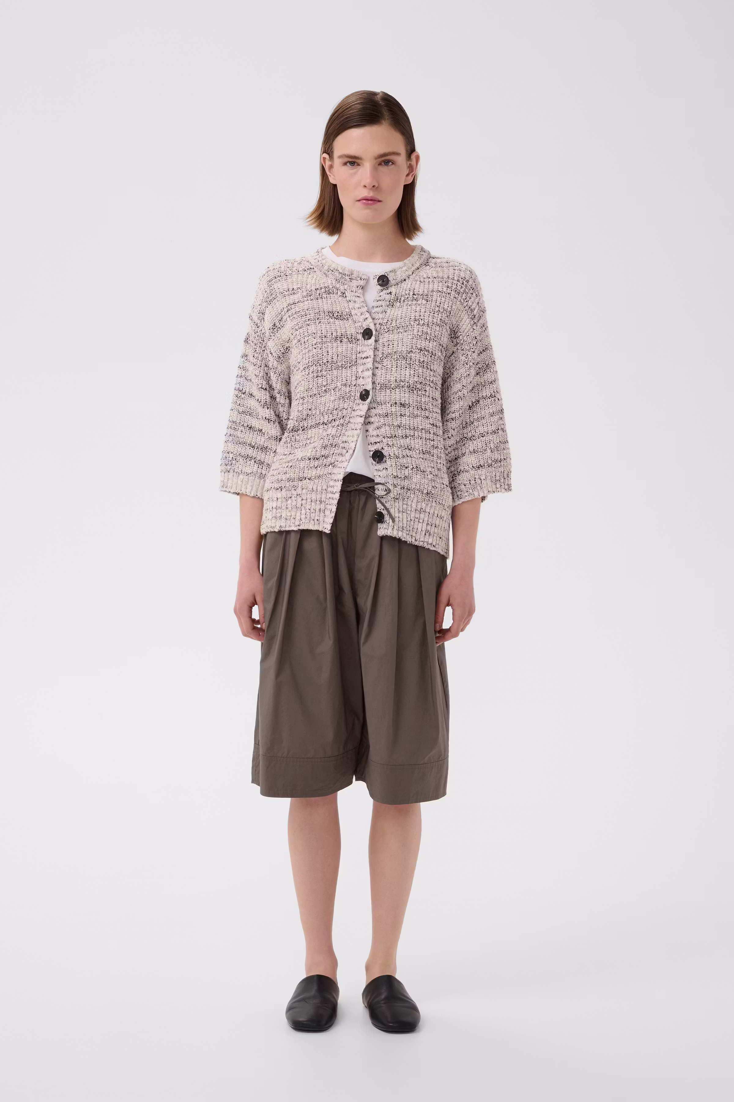 HAZEIW Hose LOOKBOOK FRONT 30112754-181307