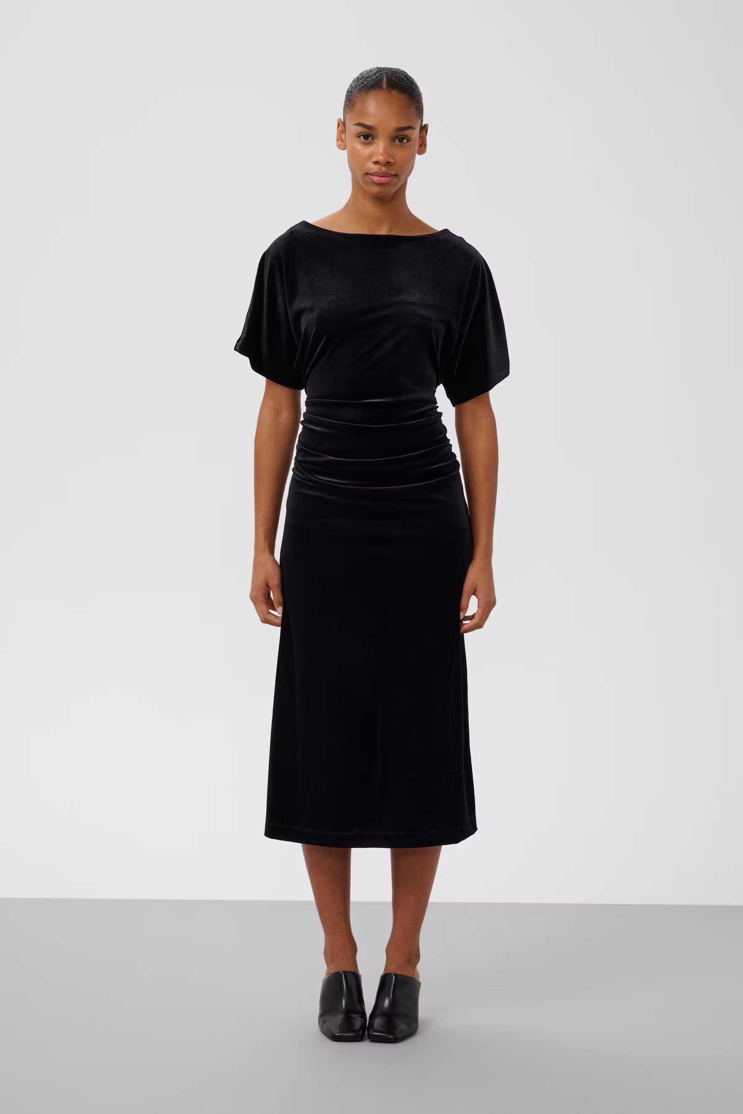 SLVelera Kjole LOOKBOOK FRONT 30408840-194008