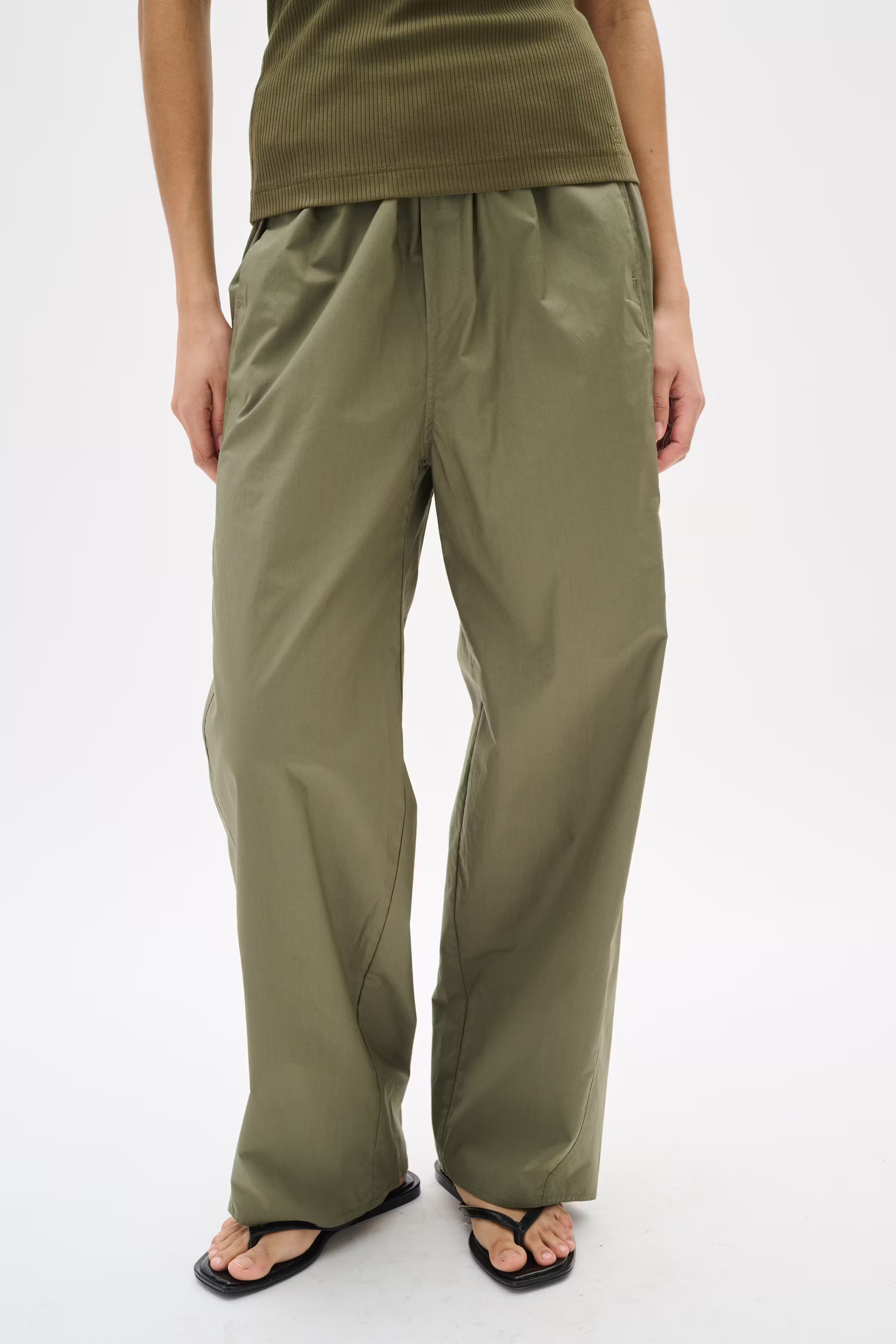 KennaIW Poplin Broek LOOKBOOK DETAIL 30110533-180515