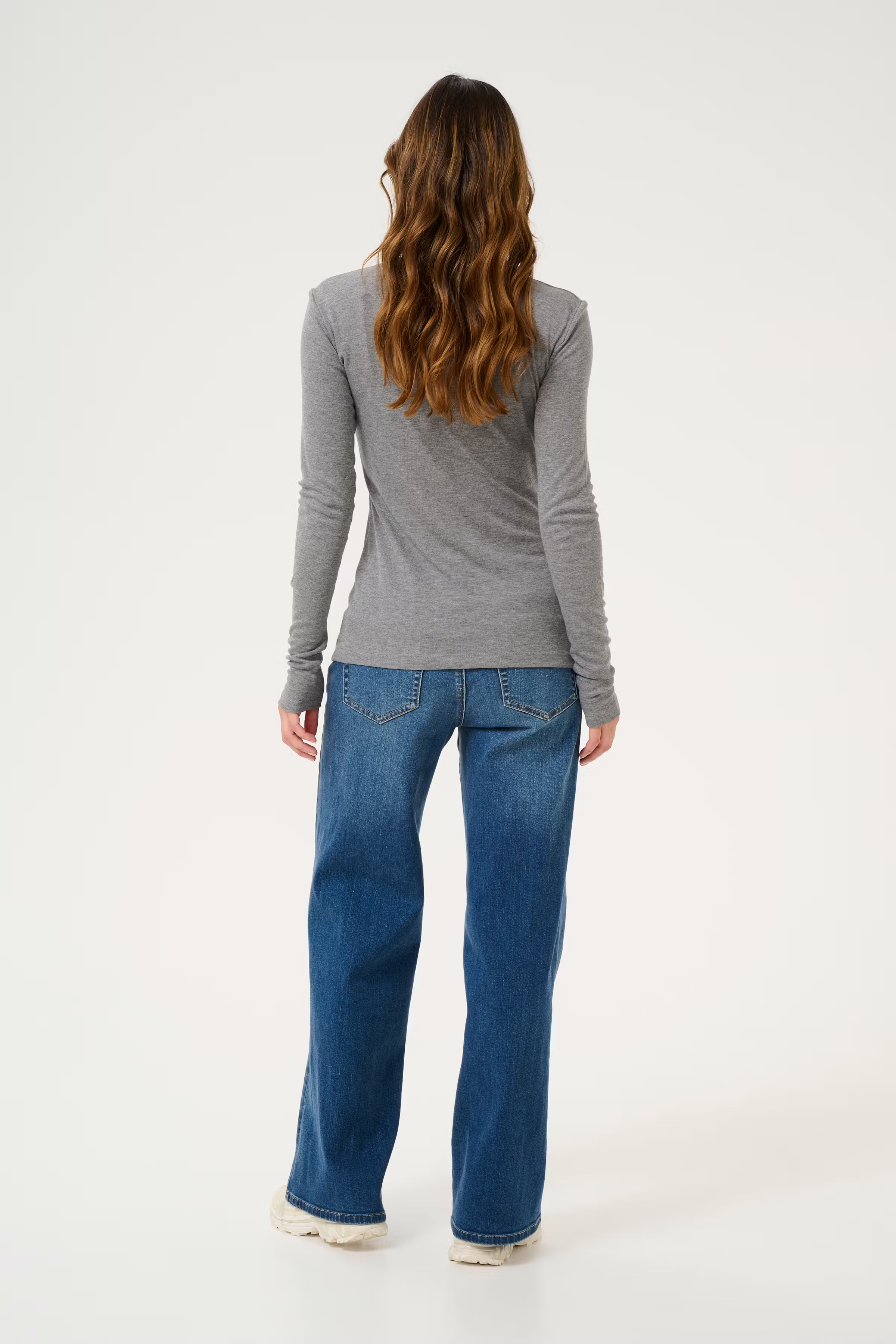 KAronia T-shirt LOOKBOOK BACK 10509132-100123